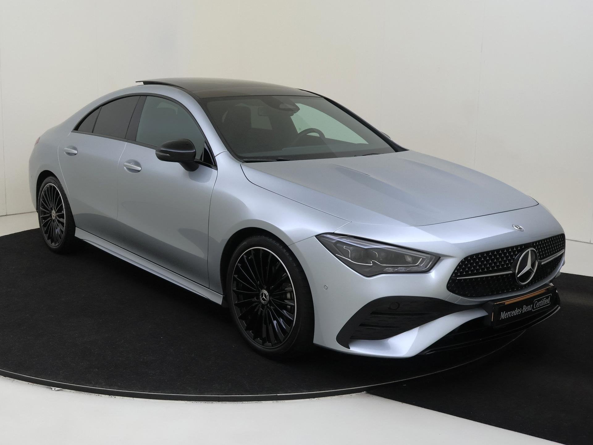 Mercedes-Benz CLA-klasse 180 Star Edition AMG Line Panoramad, Auto's, CLA, 136 pk, Gebruikt, 4 cilinders