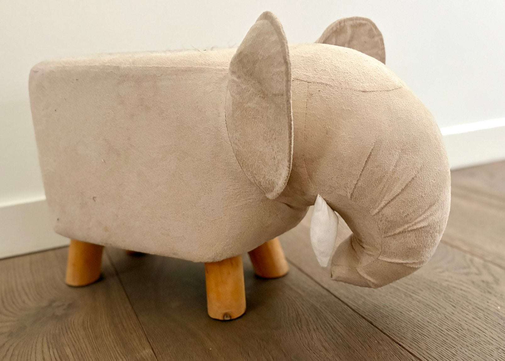 Krukje/poef olifant, Ophalen of Verzenden, Zo goed als nieuw