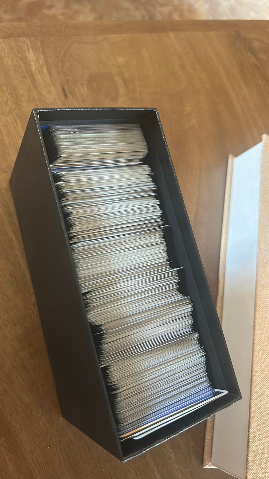 800 Pokémon kaarten: Holo, Reverse Holo & Normaal (diverse s, Ophalen of Verzenden, Gebruikt, Meerdere kaarten, Foil