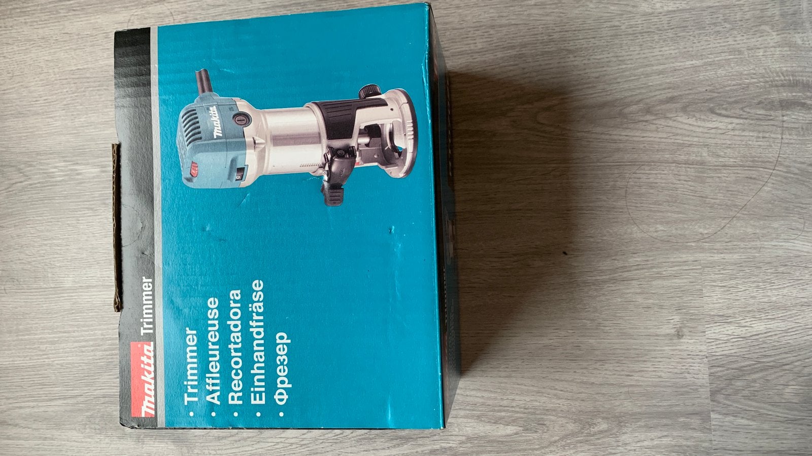 Makita Trimmer RT0702C, Ophalen, Nieuw