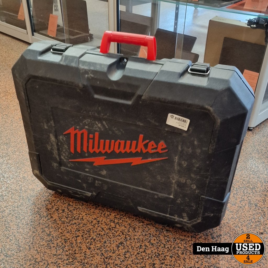 Milwaukee MDP41 Kernboormachine Inc magneetvoet |Nette staat, Milwaukee, Gebruikt, Support@milwaukee.com, Milwaukee Electric Tool Corporation, 13135 W. 
Lisbon Road, Brookfield, WI 53005
USA