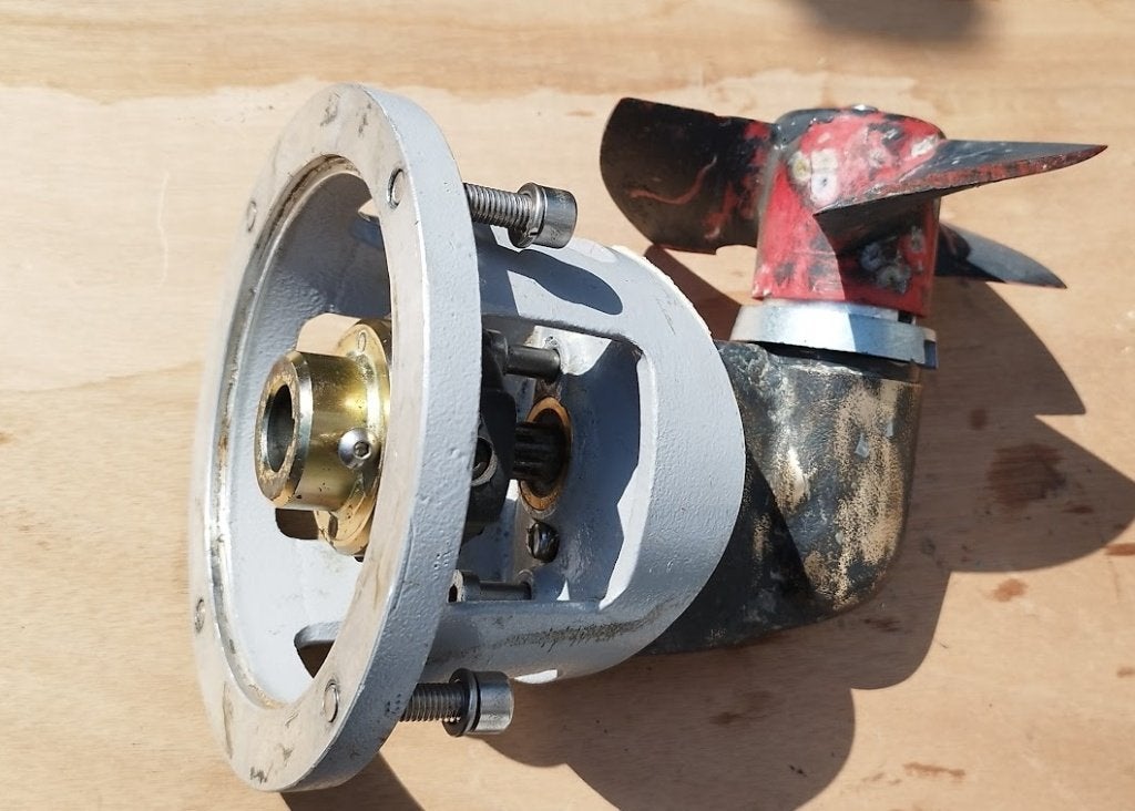Vetus boegschroef staartstuk 150 mm, Watersport en Boten, Ophalen of Verzenden, Gebruikt, Motor en Techniek, Zeilboot of Motorboot