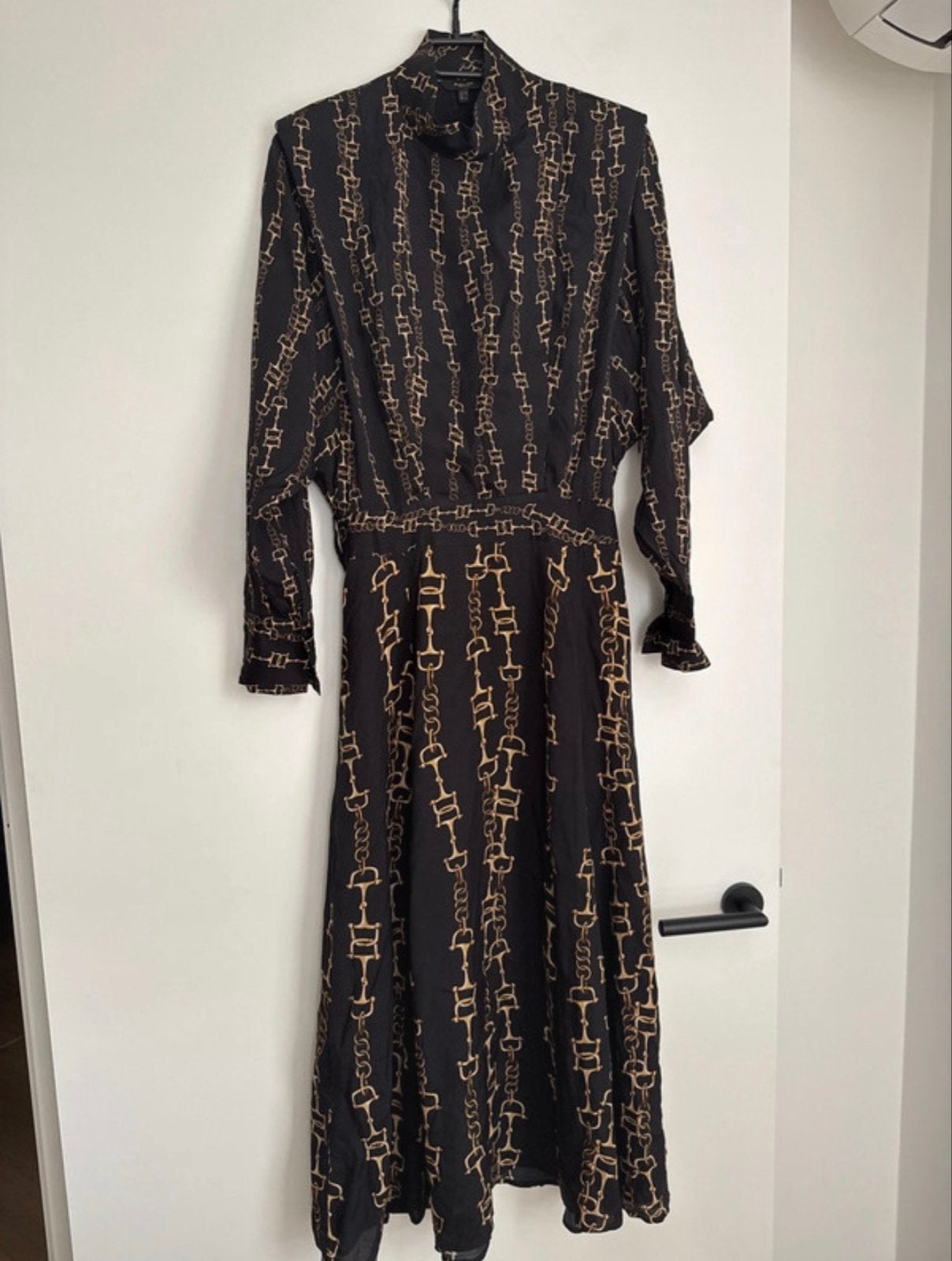 Massimo Dutti Jurk met Kettingprint, Kleding | Dames, Zwart, Ophalen of Verzenden, Zo goed als nieuw, Maat 36 (S)