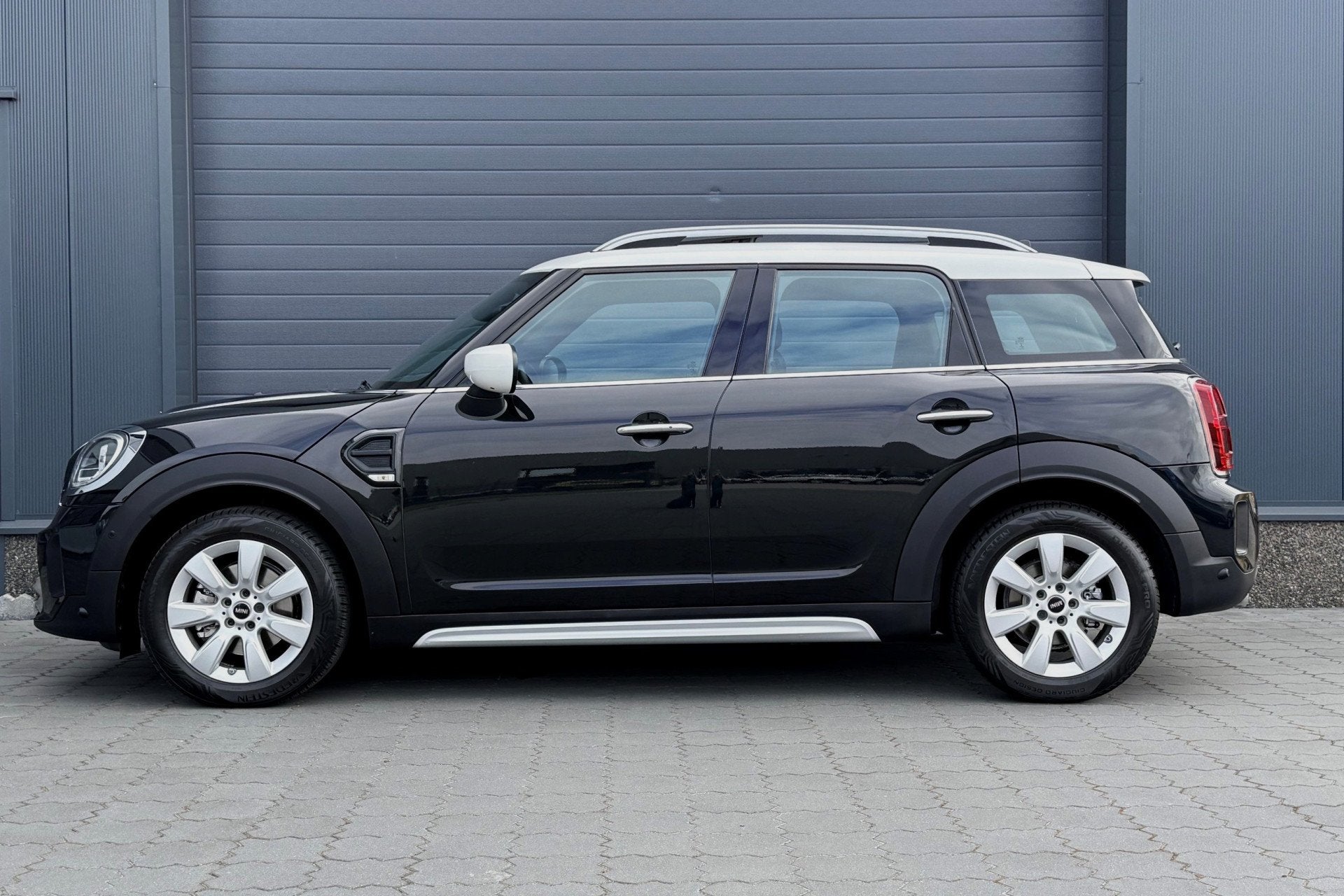 MINI Countryman 1.5 Cooper Classic PANO LEER H/K LED TREKHAA, 136 pk, Gebruikt, Countryman, Met garantie (alle)