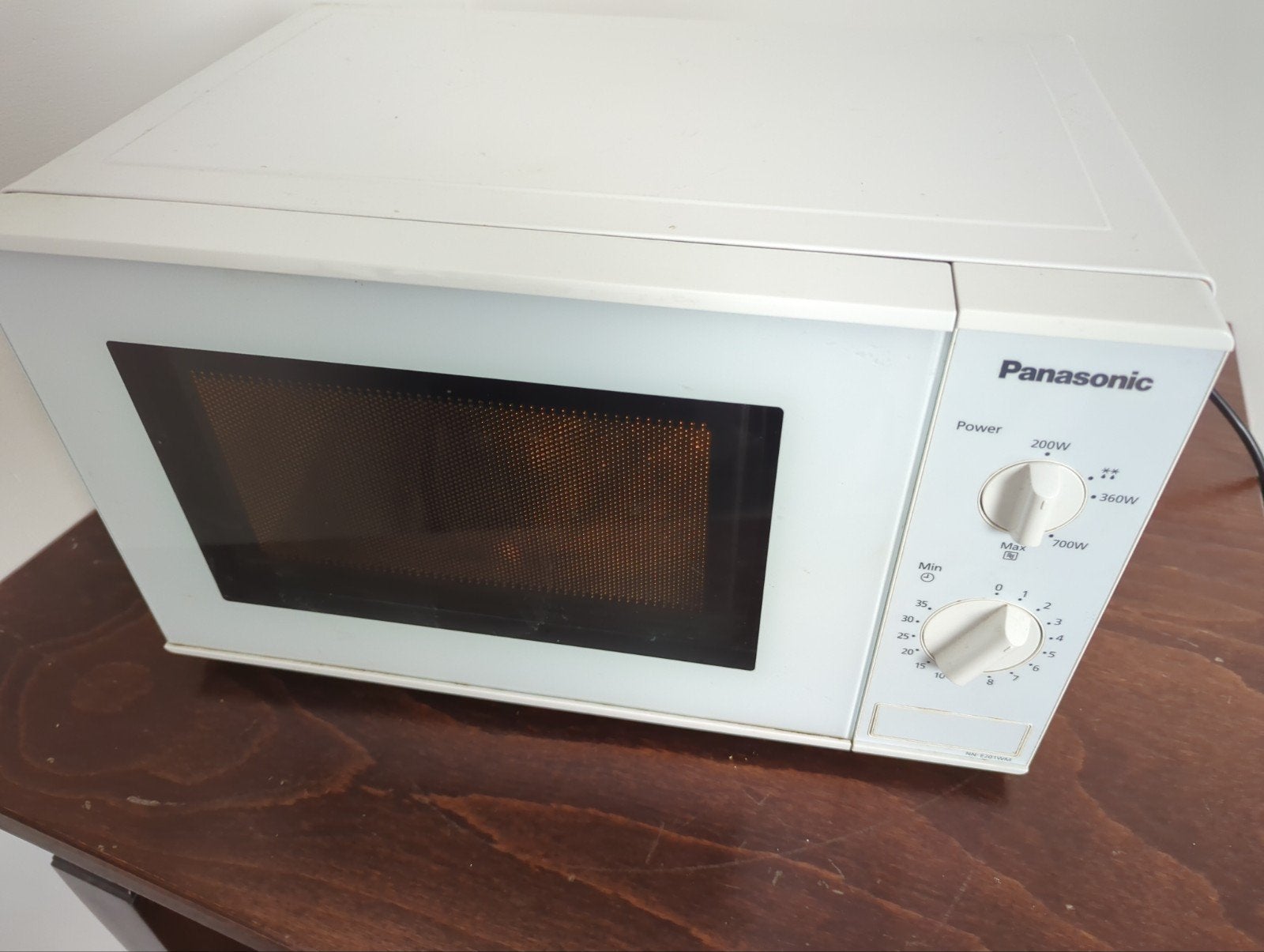 Panasonic NN-E201WM Magnetron - Wit, Witgoed en Apparatuur, Gebruikt, Minder dan 45 cm, Ophalen of Verzenden, Magnetron