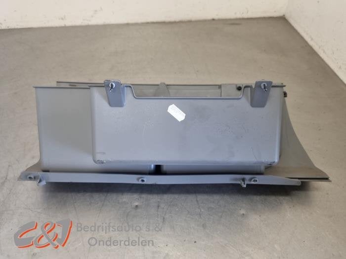 Dashboardkastje van een Mercedes Sprinter, Gebruikt, -, Ophalen of Verzenden, -