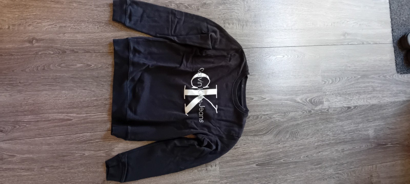 Calvin Klein Sweater