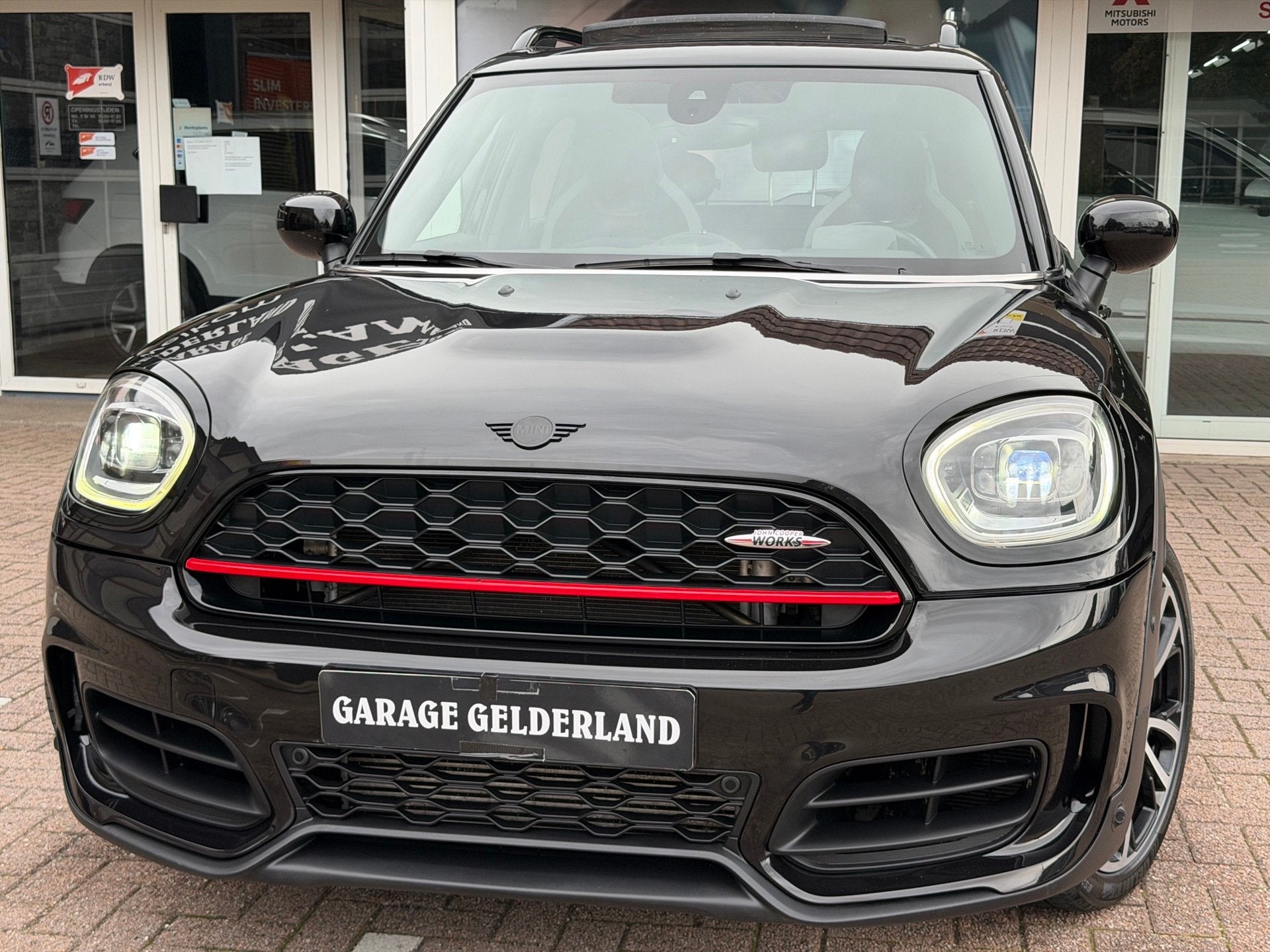 MINI Countryman 2.0 ALL4 JCW 306PK | PANO | VIRTUAL-COCKPIT, Auto's, 13 km/l, Gebruikt, Zwart, Zwart