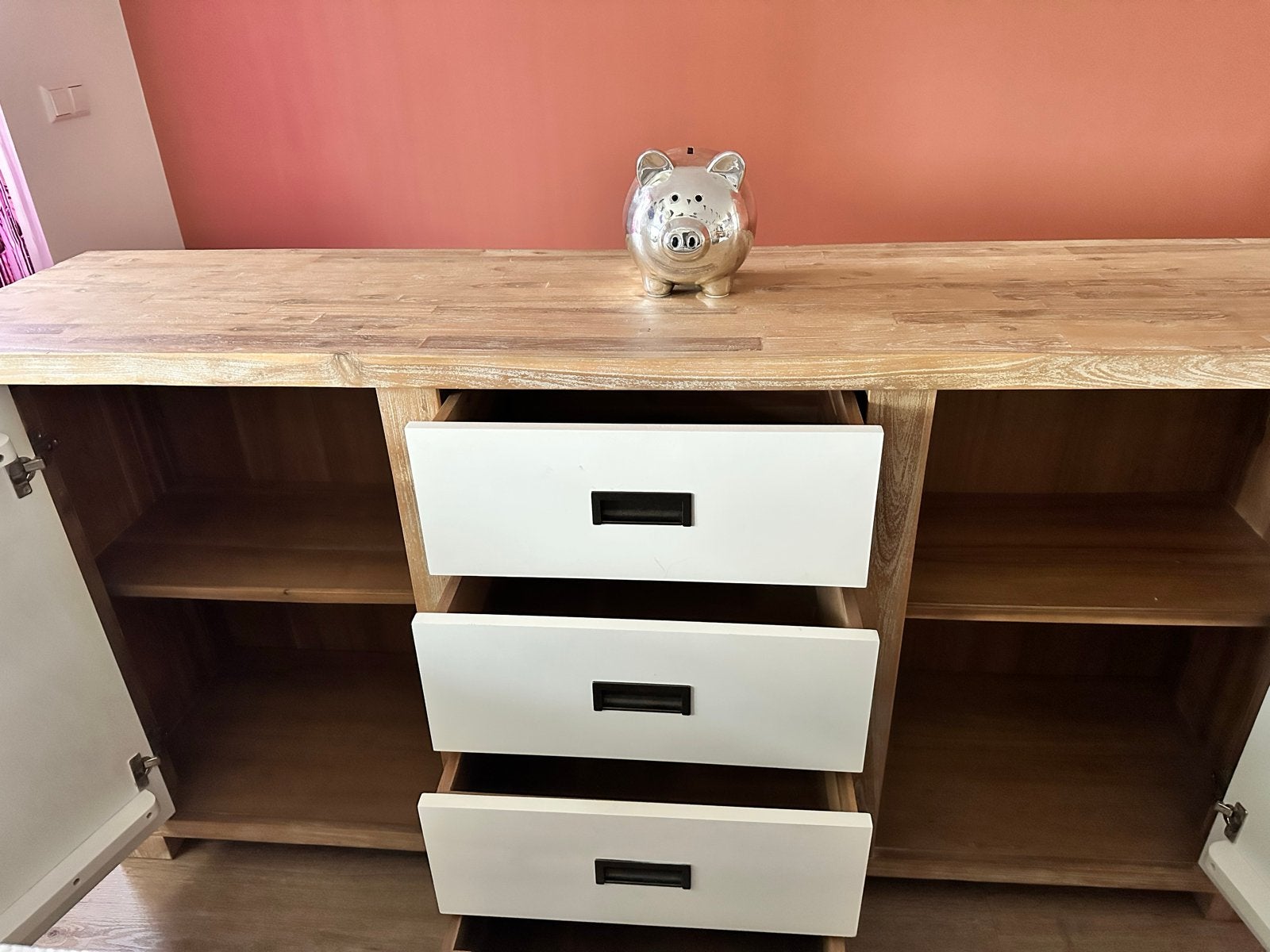 Foto 12 van Massief houten dressoir + tv meubel - Landelijke stijl