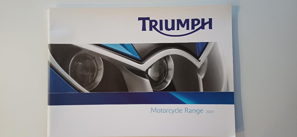 Jaarfolder Triumph 2005, Ophalen of Verzenden, Triumph