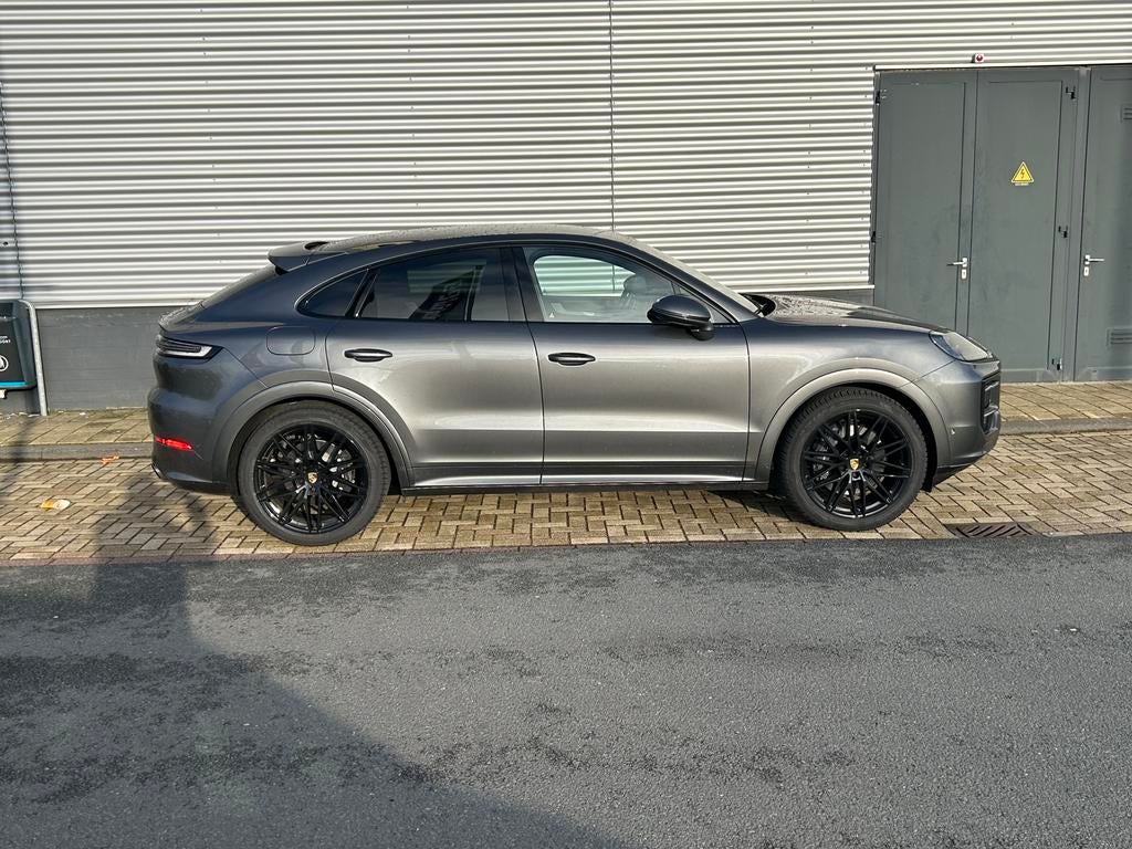 22 inch Porsche Cayenne winterbanden, Auto-onderdelen, Banden en Velgen, Ophalen, Overige, Nieuw, Overige maten