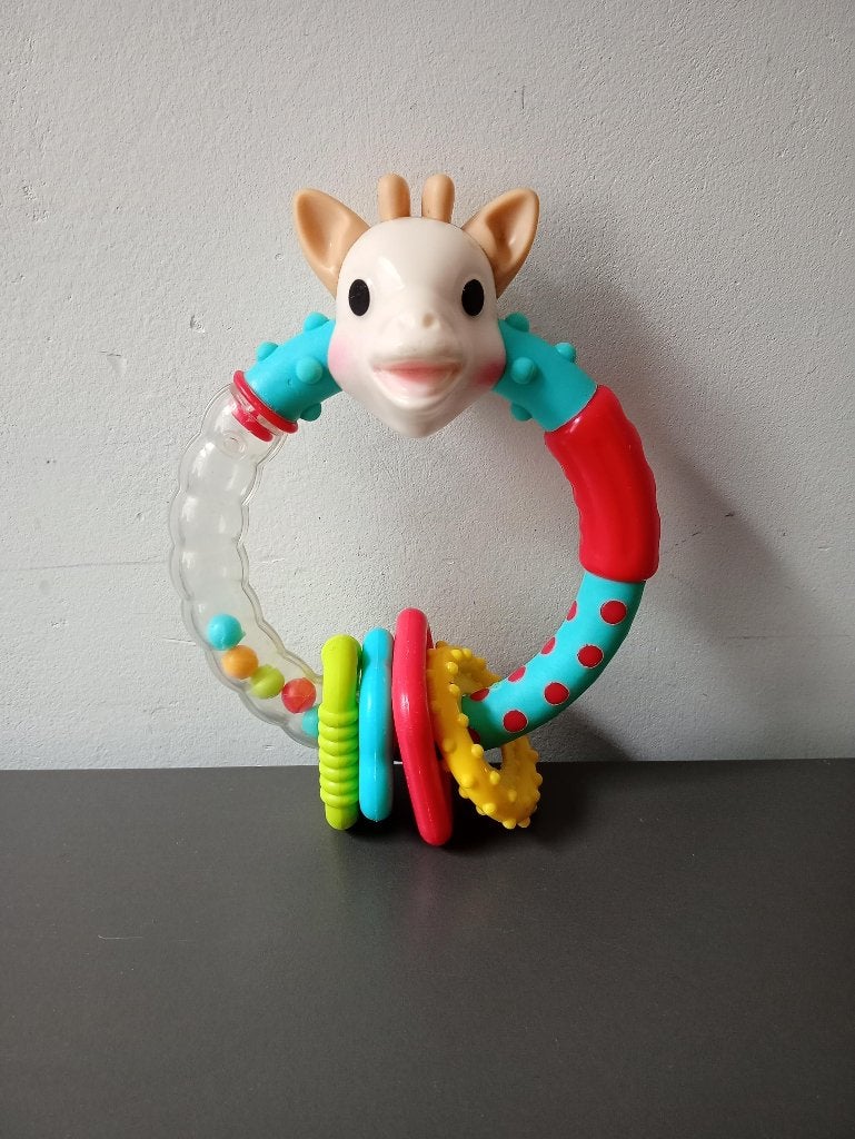 Baby bijtring giraffe met rammelkralen en bijtspeeltjes, Ophalen of Verzenden, Gebruikt, Rammelaar
