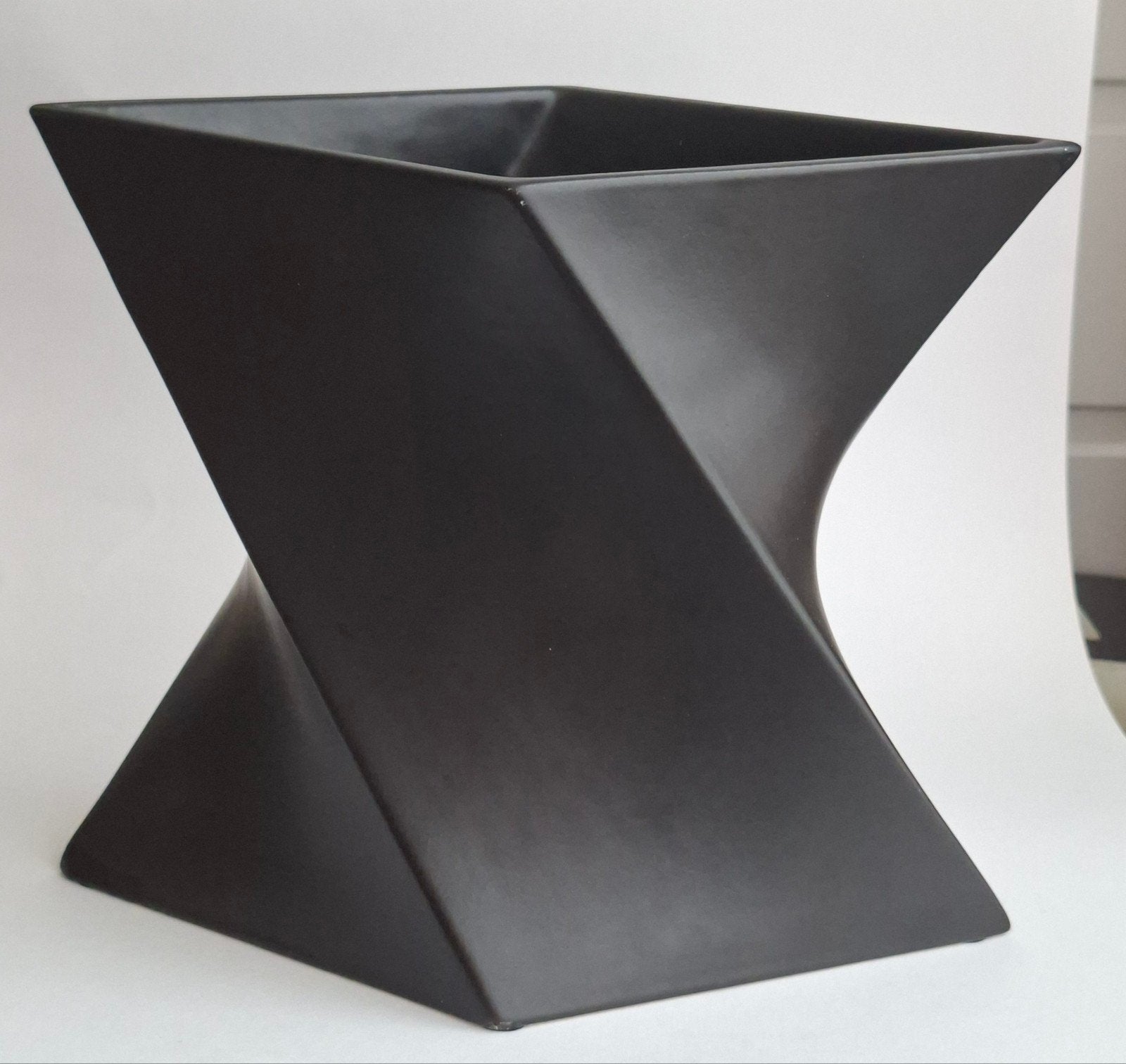 Jan van der Vaart,  Oar Work Makkum, Ophalen