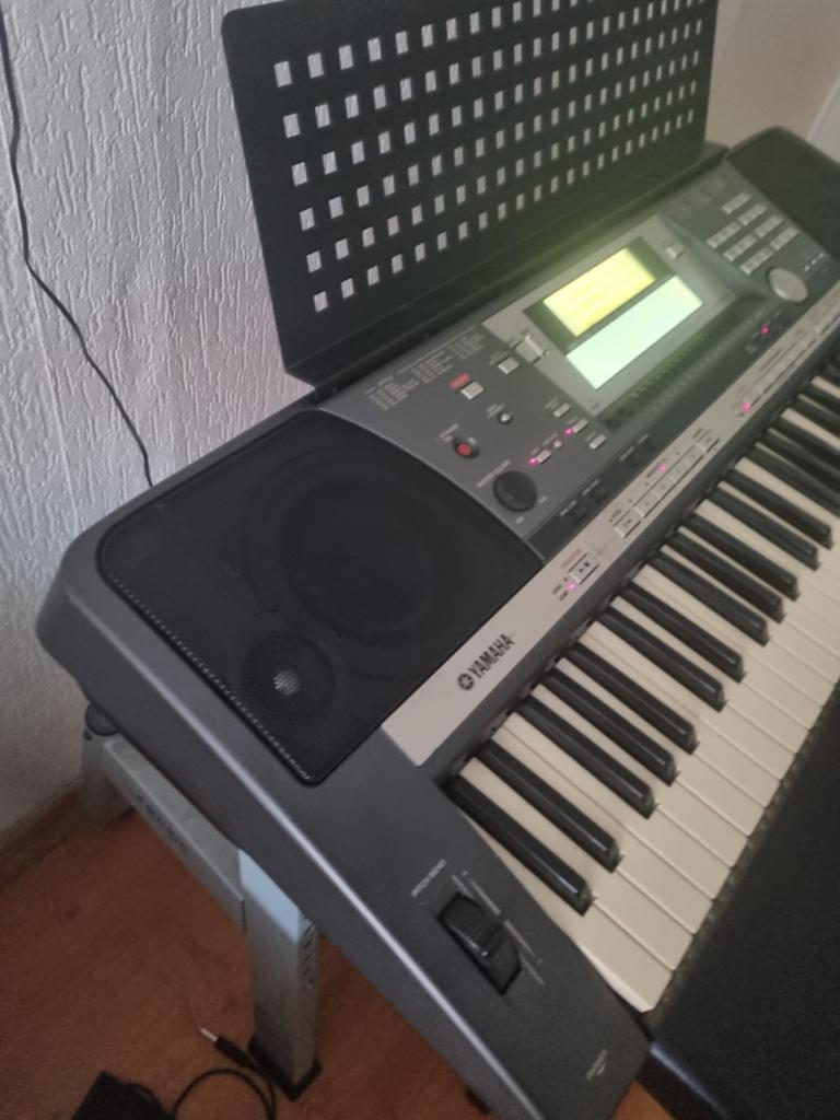 Yamaha Psr 640, Ophalen of Verzenden, Gebruikt, 61 toetsen, Yamaha
