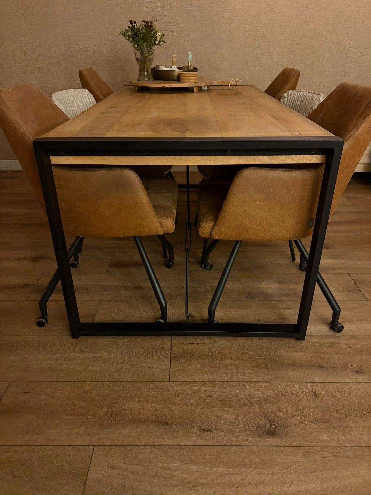 Mangohout eettafel 180x90, Huis en Inrichting, Tafels | Eettafels, Ophalen, 50 tot 100 cm, Zo goed als nieuw, 150 tot 200 cm