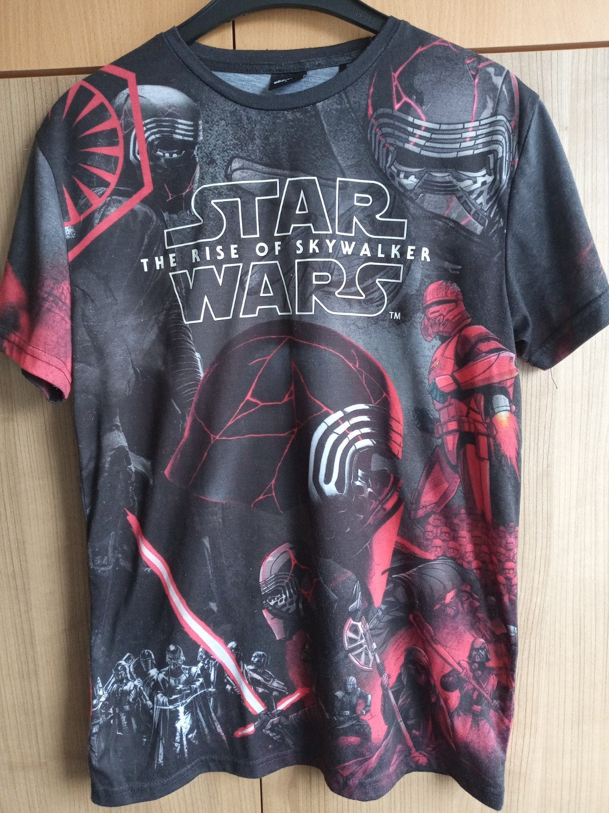 T-shirt met afbeelding van Star wars van Primark maat S, Kleding | Heren, T-shirts, Ophalen of Verzenden, Gedragen, Maat 46 (S) of kleiner