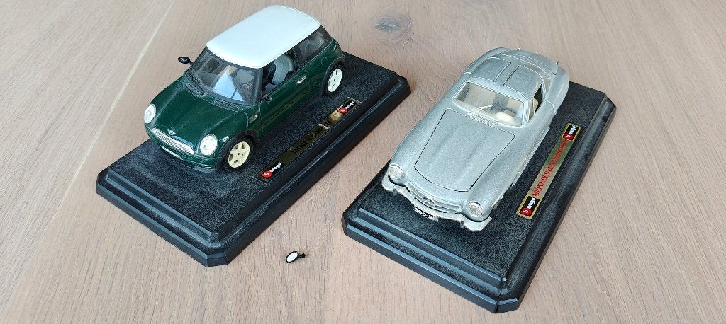 Bburago Mini Cooper & Mercedes-Benz 300 SL, Ophalen, Gebruikt, Auto, Bburago