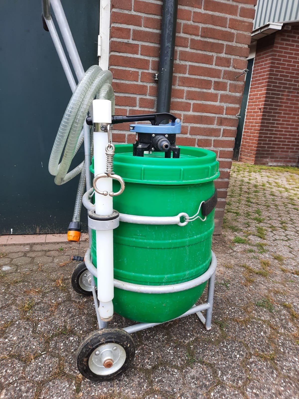 Drenchepomp met wagen voor koeien, Ophalen of Verzenden, Zo goed als nieuw