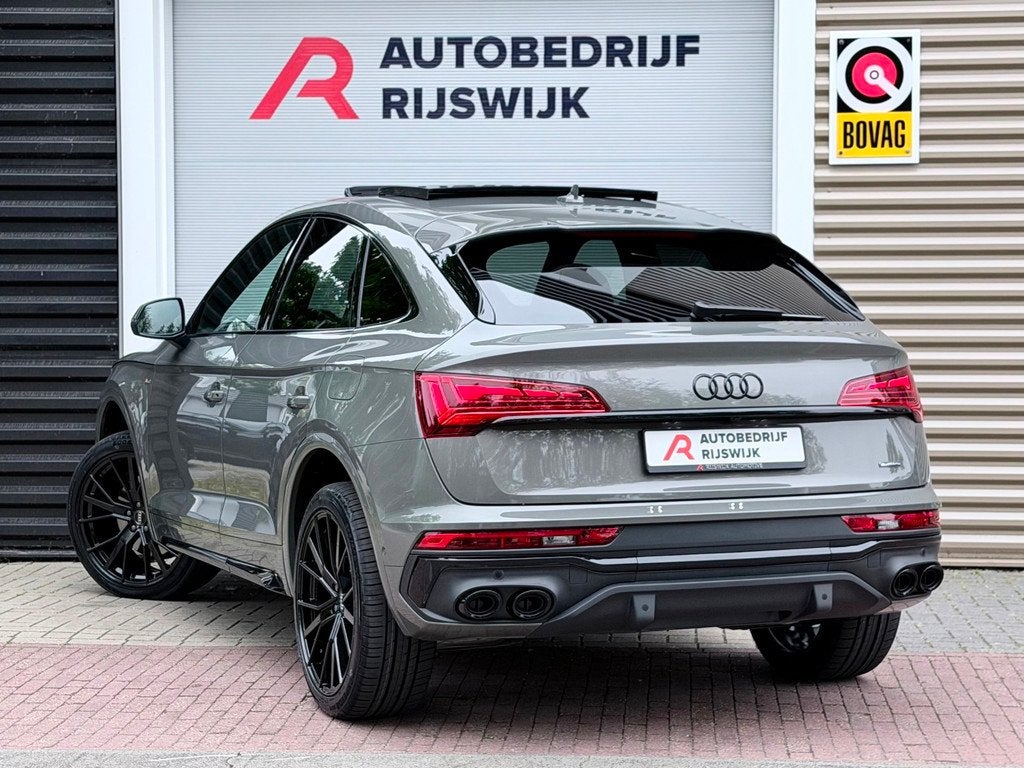 Audi Q5 Sportback 50 TFSI e S edition Competition Pano/360, Auto's, Automaat, 12 maanden, Gebruikt, 4 cilinders