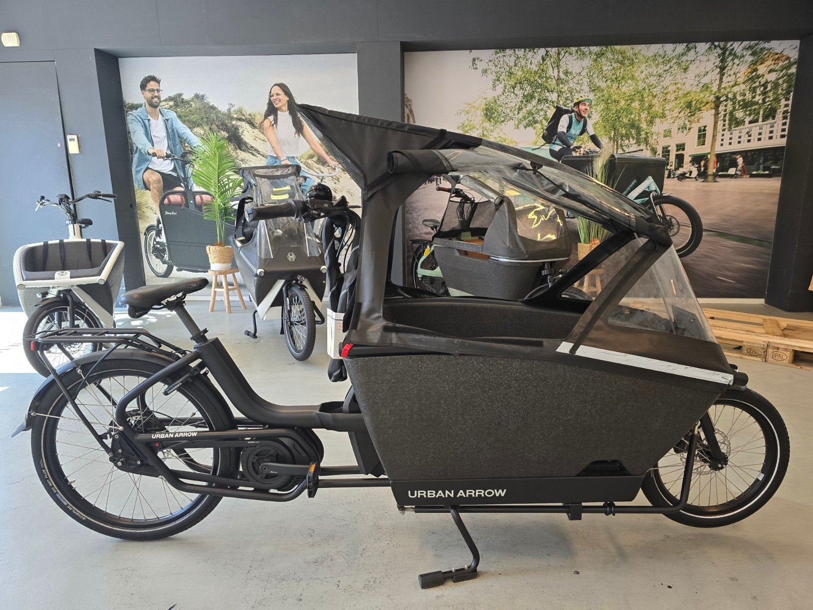 Urban Arrow Family Cargo Line 85NM VOLLE ACCESSOIRES PAKKET, Fietsen en Brommers, Ophalen of Verzenden