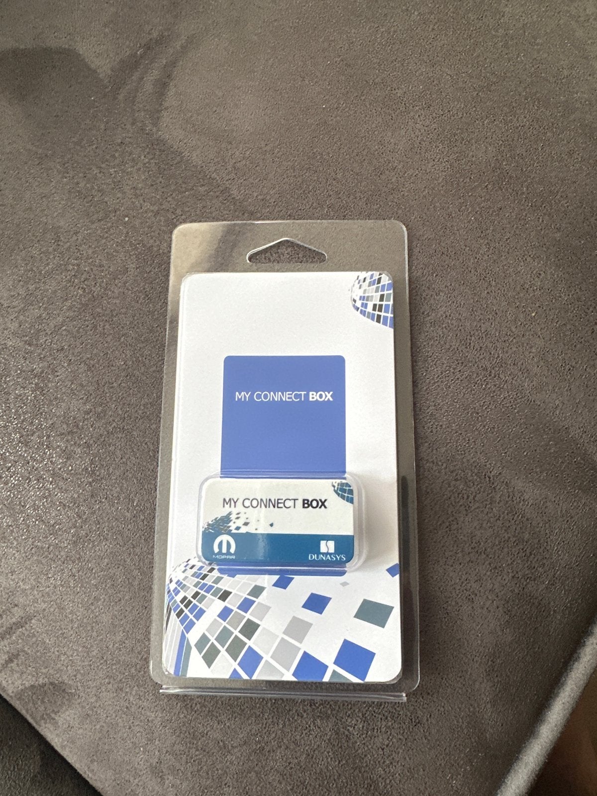 Nieuwe My Connect Box - Mopar/Dunasys, Ophalen, Nieuw
