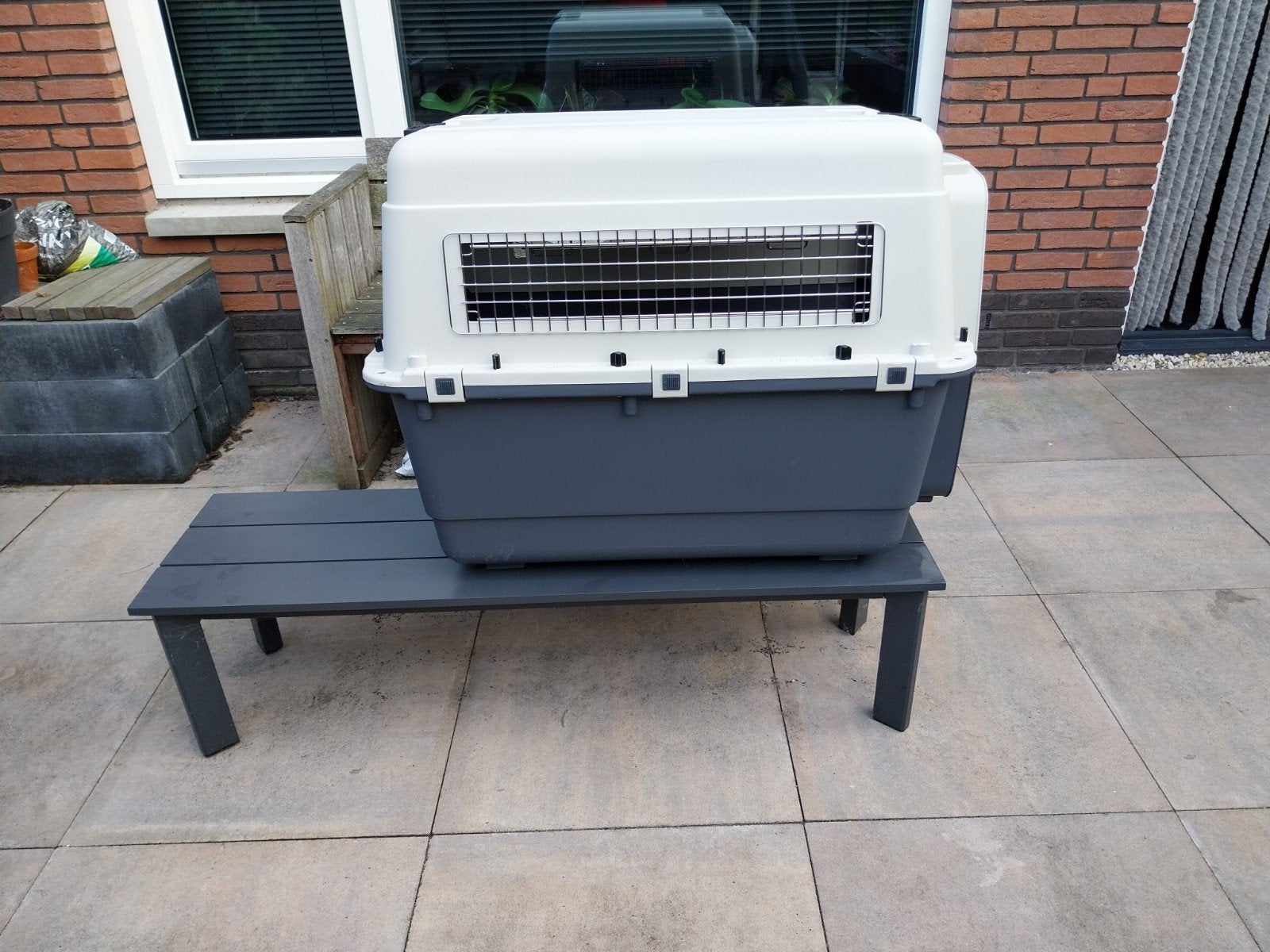 stevige transportbox/bench "flamingo nomad xl", Dieren en Toebehoren, Ophalen, Zo goed als nieuw