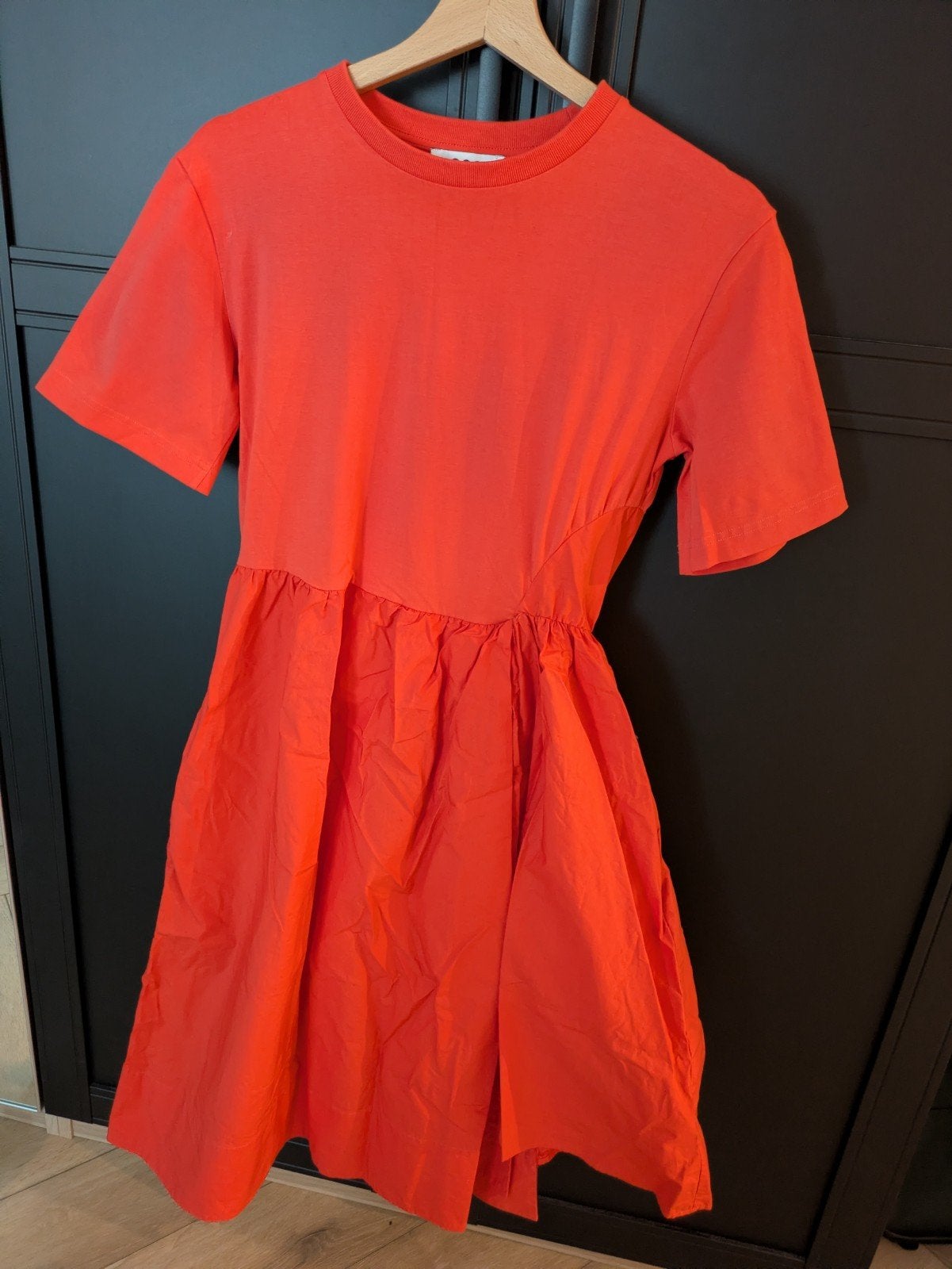 COS jurk XS, rood, zo goed als nieuw, Ophalen, Zo goed als nieuw, Maat 34 (XS) of kleiner, Boven de knie
