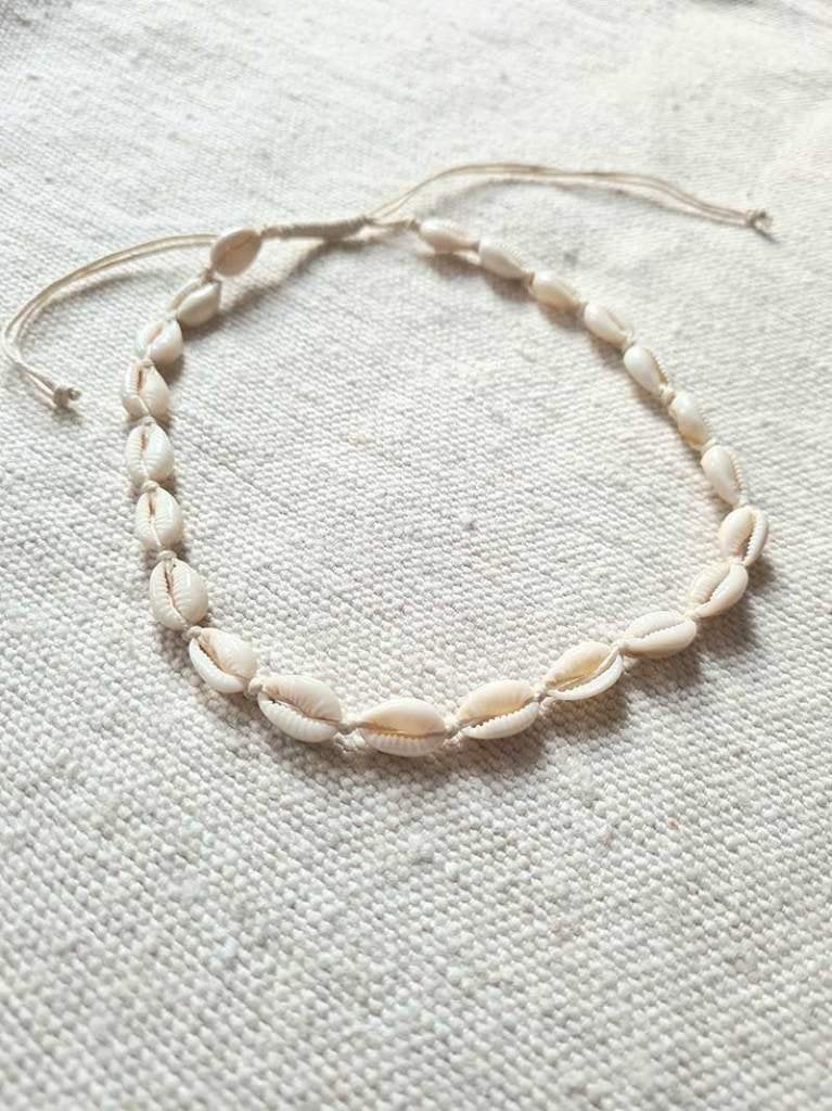 Schelpen ketting Bablu uit Bali, Overige materialen, Beige, Ophalen of Verzenden, Tropical home