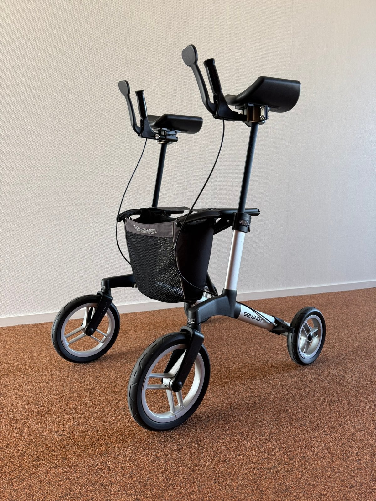Gemino 60 Walker rollator., Ophalen, Zo goed als nieuw