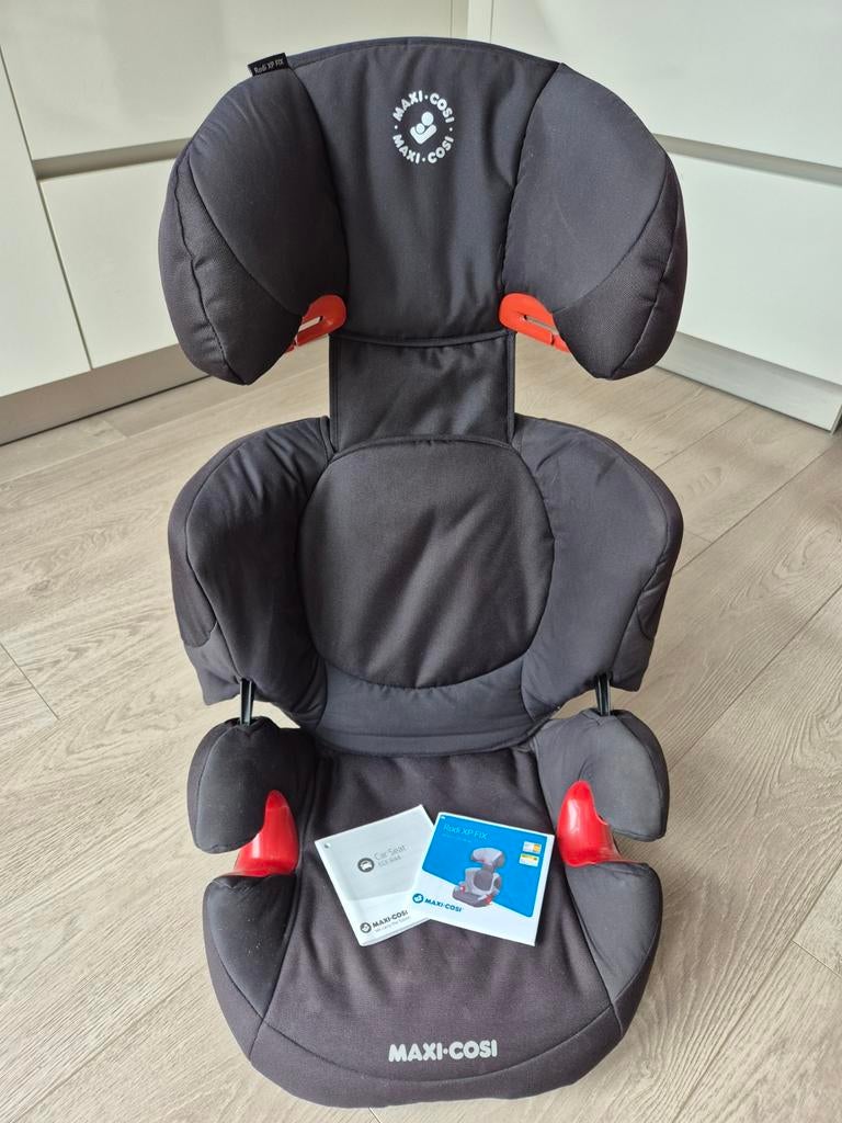 Maxi-Cosi Rodi XP FIX autostoel - Zwart, Ophalen, 15 t/m 36 kg, Verstelbare rugleuning, Zo goed als nieuw