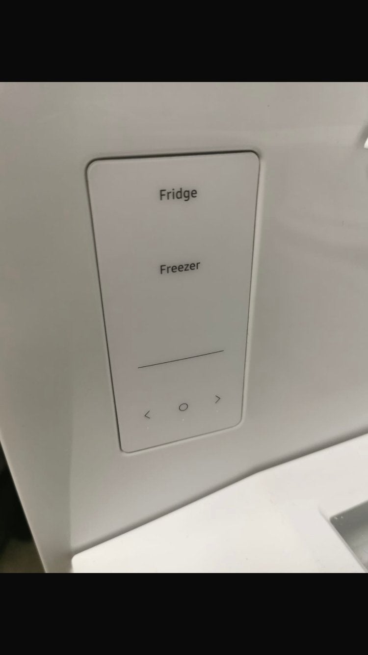 Foto 9 van Samsung koelkast met vriezer. No Frost Digitale temperatuurw