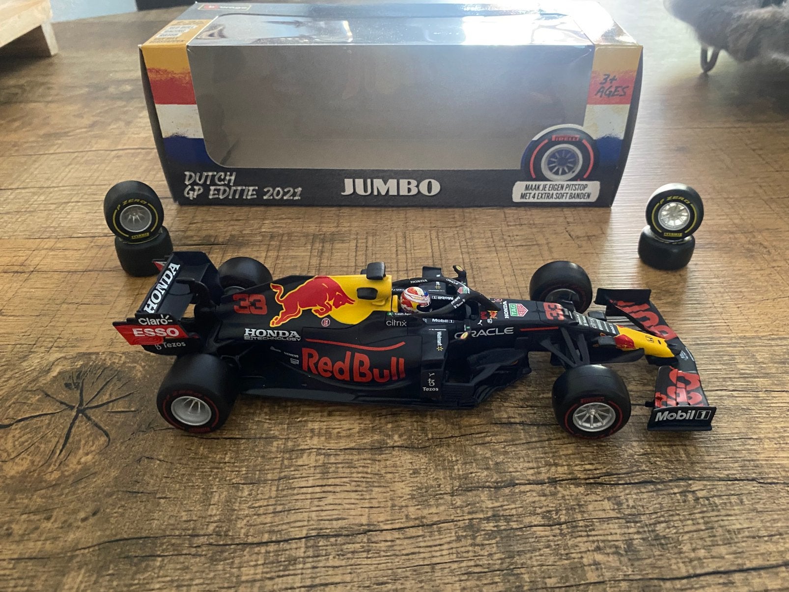 Max Verstappen RB16B 1:24 2021 Limited edition Jumbo, Ophalen of Verzenden, Zo goed als nieuw, Bburago