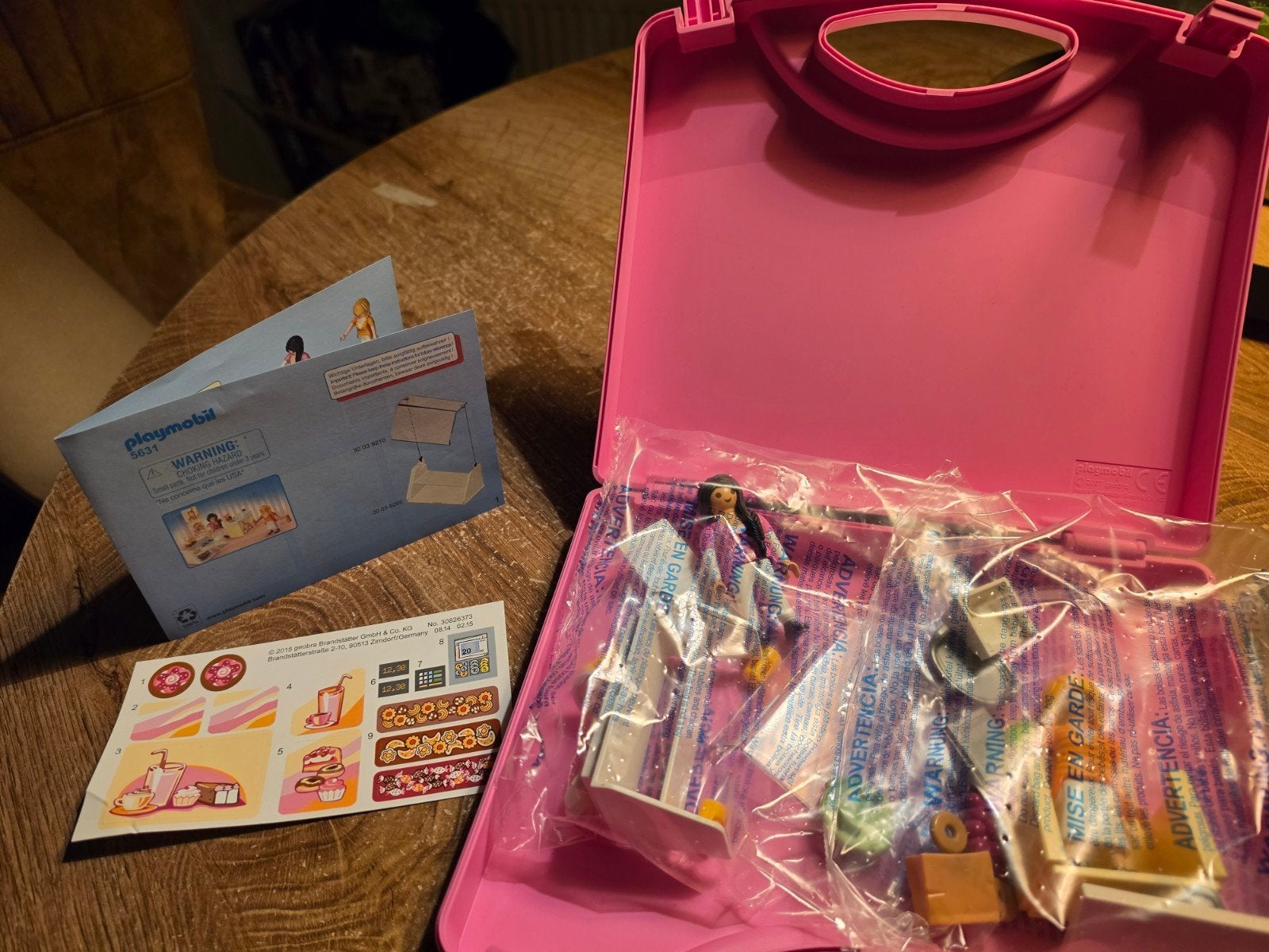 Playmobil Lunchroom (nieuw) + Parijse Dame + Pizzabakker, Kinderen en Baby's, Complete set, Overige typen, Nieuw, Ophalen of Verzenden