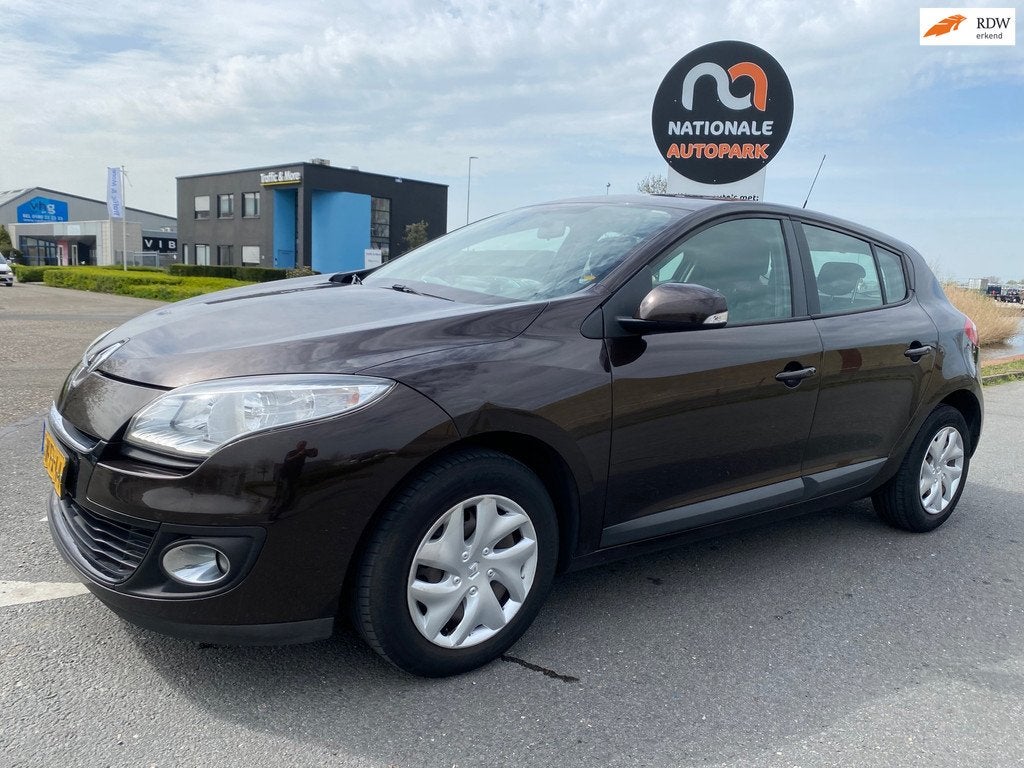 Renault Mégane | 2012 | 1.5 dCi Expression | Export en Hand, Auto's, Renault, Euro 5, 4 cilinders, Bruin, Bedrijf