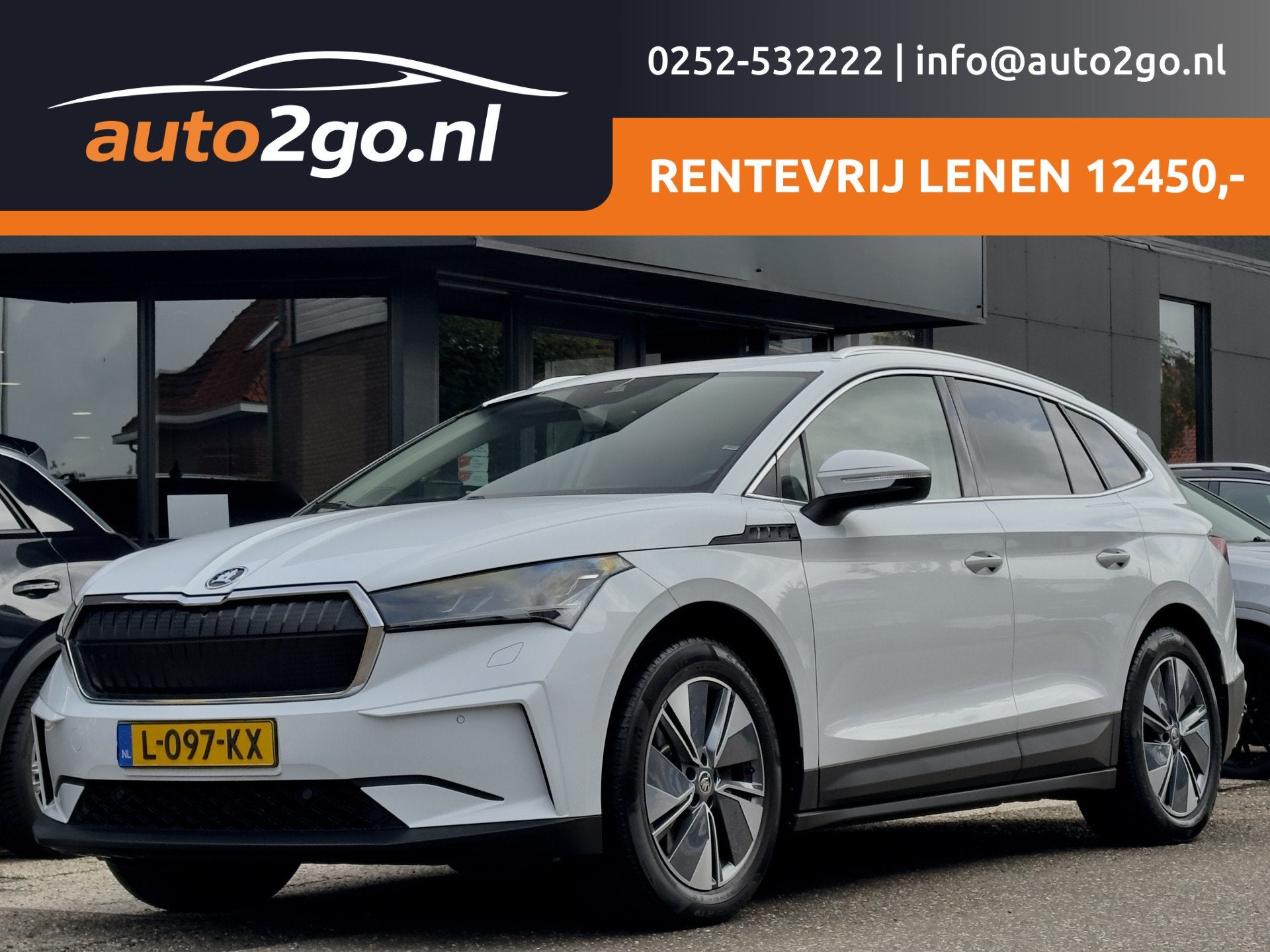 Skoda Enyaq iV 80 PANODAK LEDER NAVI CAMERA APPLE-CARPLAY DI, Auto's, Dealer onderhouden, Achterwielaandrijving, Gebruikt, Wit