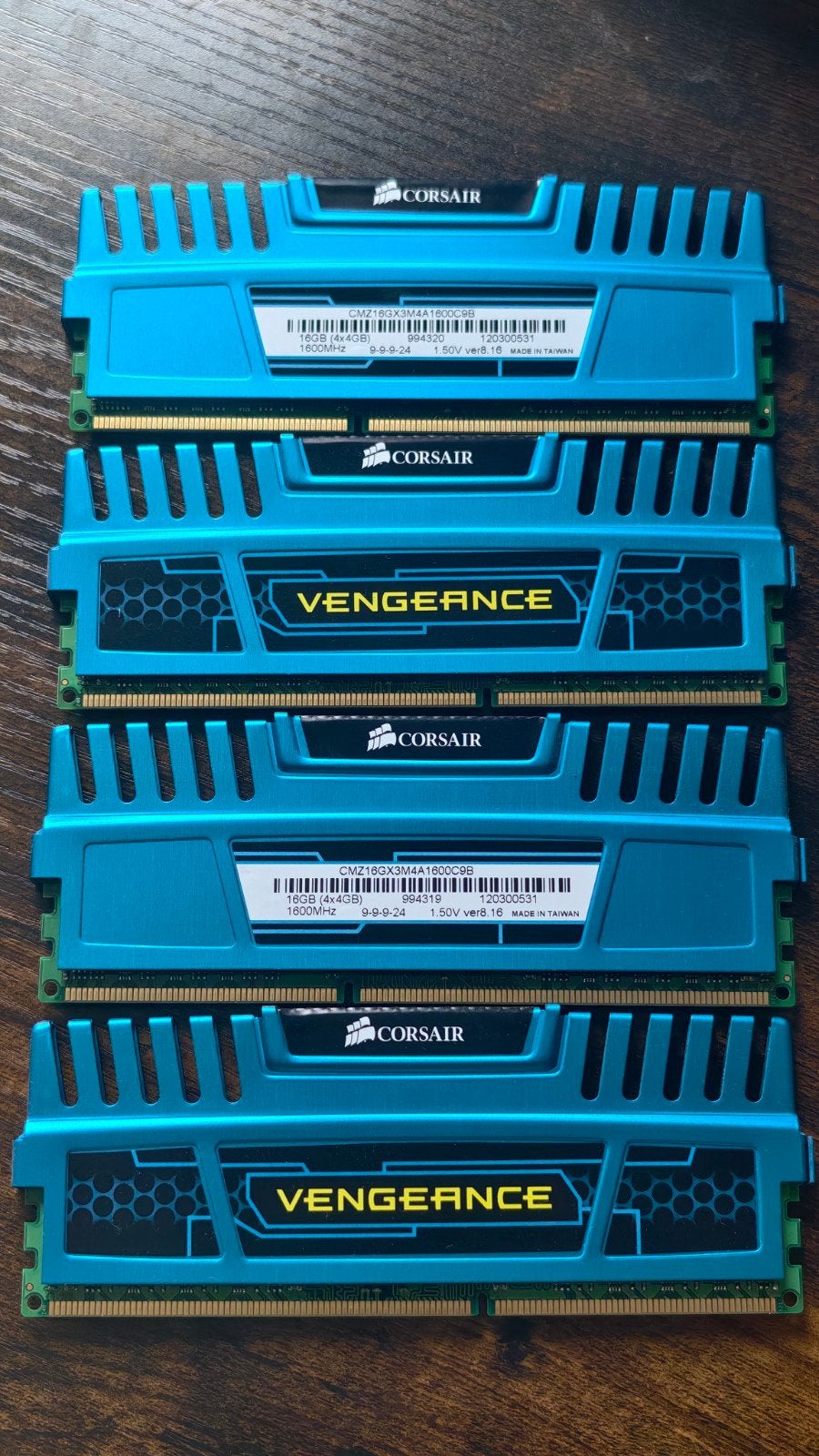 Corsair Vengeance Blue 16GB (4x4GB) DDR3 1600MHz CL9 ram, Computers en Software, DDR3, Ophalen of Verzenden, Zo goed als nieuw