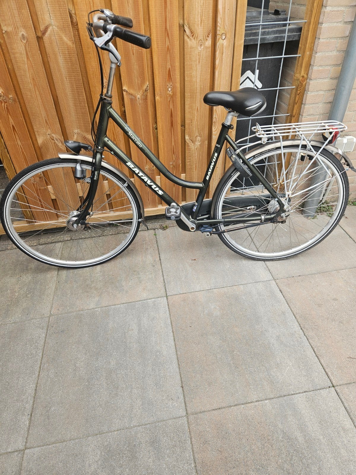 Batavus Staccato damesfiets - standaard +achterlicht defect