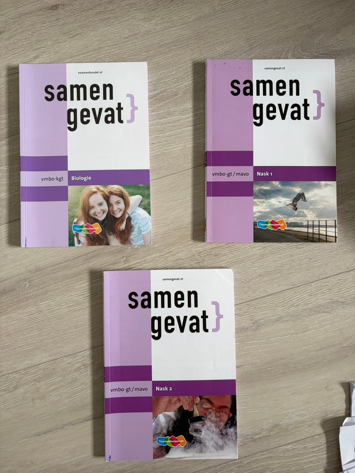 Samengevat VMBO T boekjes, Boeken, Ophalen of Verzenden, Zo goed als nieuw, VMBO, Natuurkunde