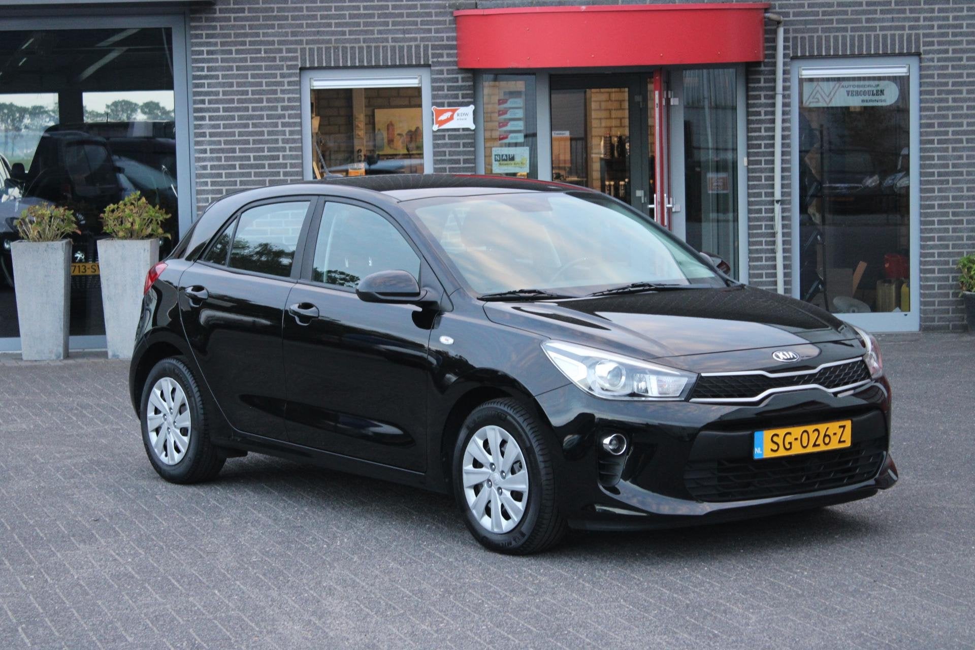 Kia Rio 1.0 TGDI ComfortPlusLine Navigator Incl Garantie!, Auto's, Voorwielaandrijving, Gebruikt, Euro 6, 1055 kg