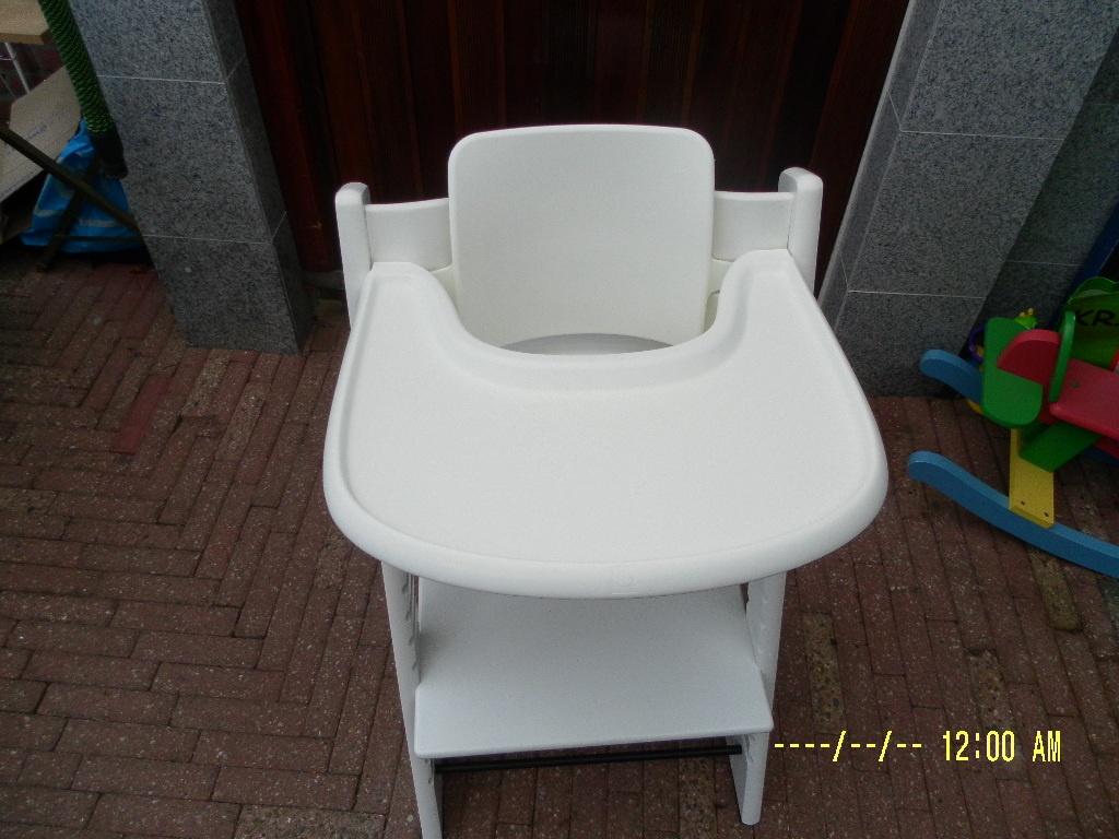 stokke tripp trapp trip trap kinderstoel met babyset en blad, Ophalen, Zo goed als nieuw, Meegroeistoel, Afneembaar eetblad