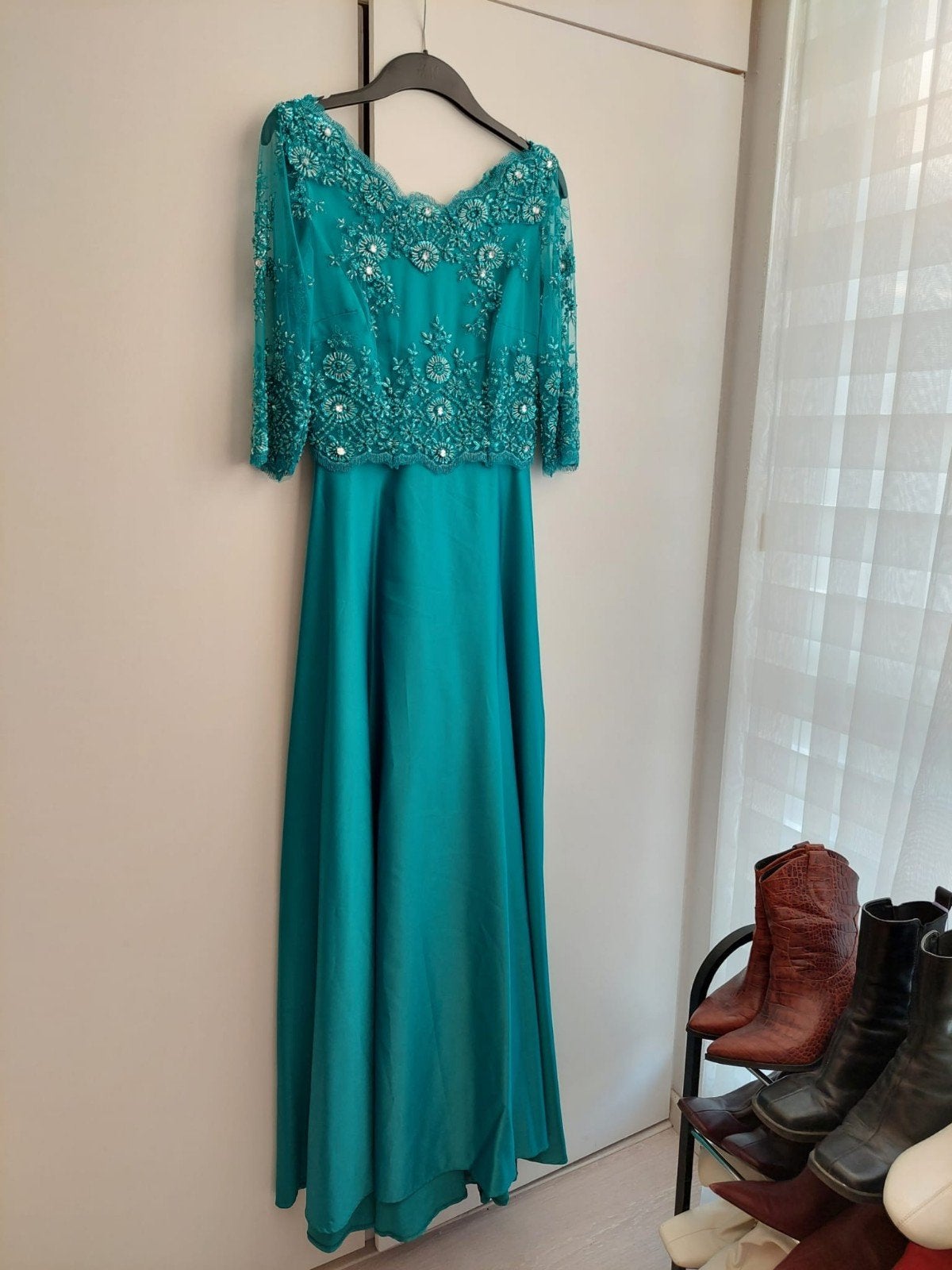 Turquoise groene avondjurk met 3/4 mouwen maat XS / S, Kleding | Dames, Gelegenheidskleding, Galajurk, Verzenden, Zo goed als nieuw
