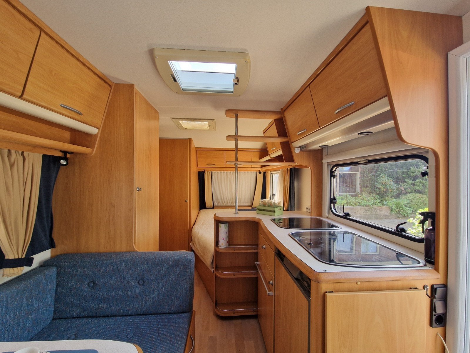 Chateau Caratt 430 incl. mover, voortent en luifel, Caravans en Kamperen, Luifel, Chateau, Frans bed, Treinzit