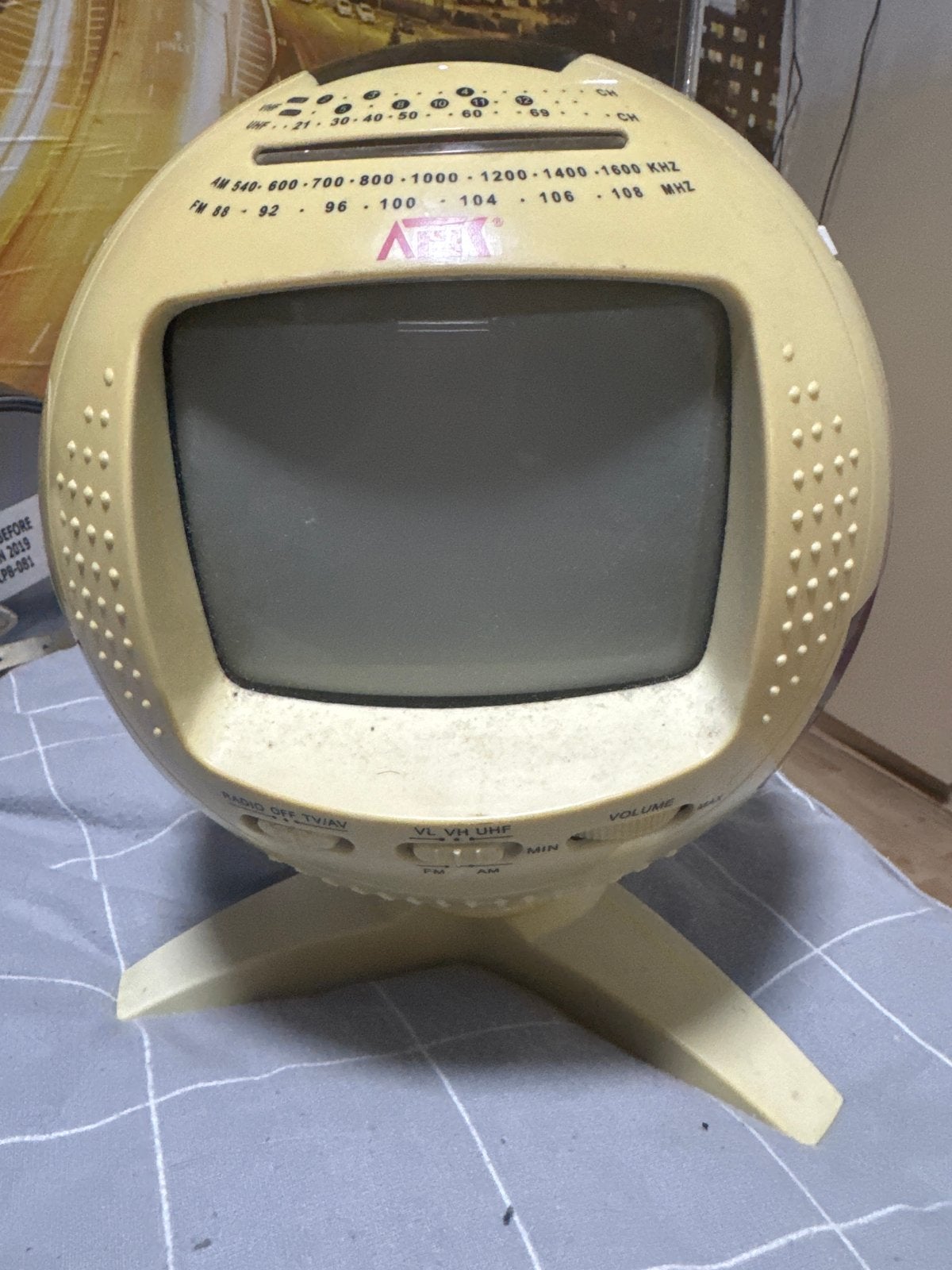 Vintage AFA Voetbal TV/Radio - Uniek Design, Ophalen