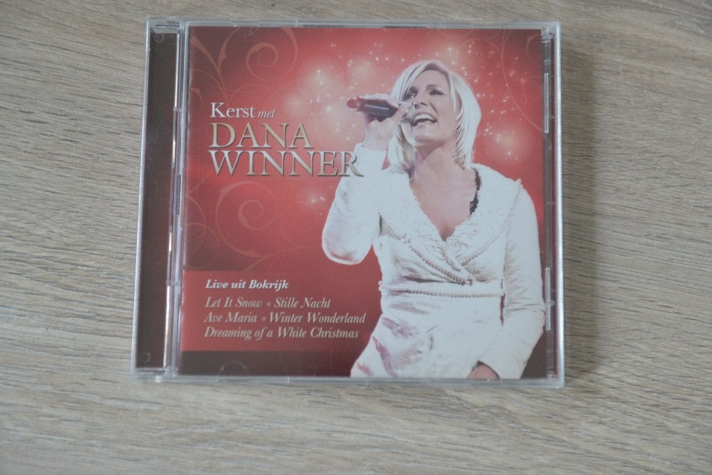 DANA WINNER == KERST MET DANA WINNER 2CDbox CD en DVD, Boxset, Verzenden, Bonusmateriaal, Zo goed als nieuw
