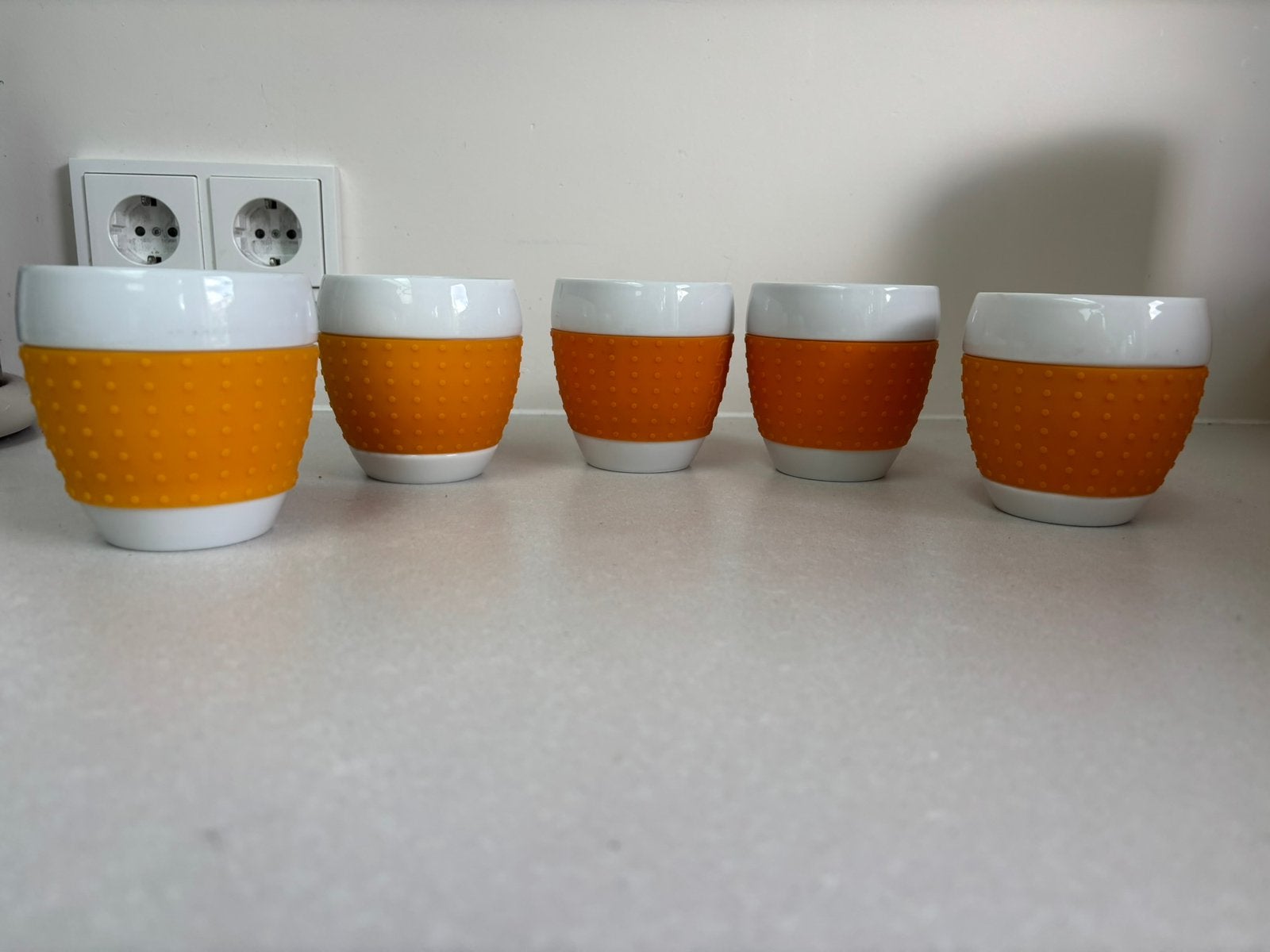 1,2,3,4 of 5 stuks Bodum mokken met siliconen band, Verzamelen, Ophalen of Verzenden, Zo goed als nieuw, Overige typen