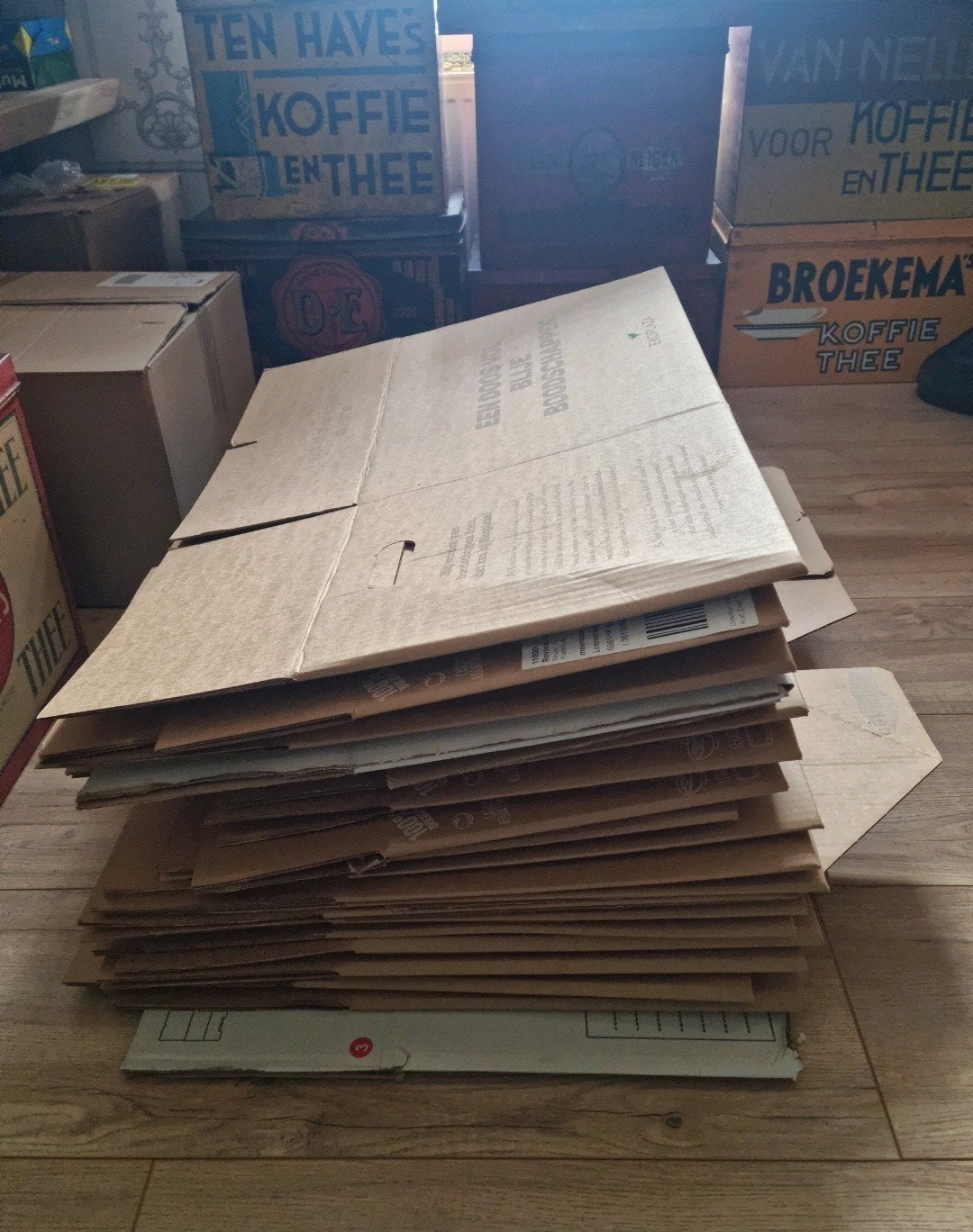 21 verhuisdozen voor €17.50

Beschikbaar:

Na verhuizing ove, Ophalen, Doos, Opvouwbaar, 50 tot 75 cm