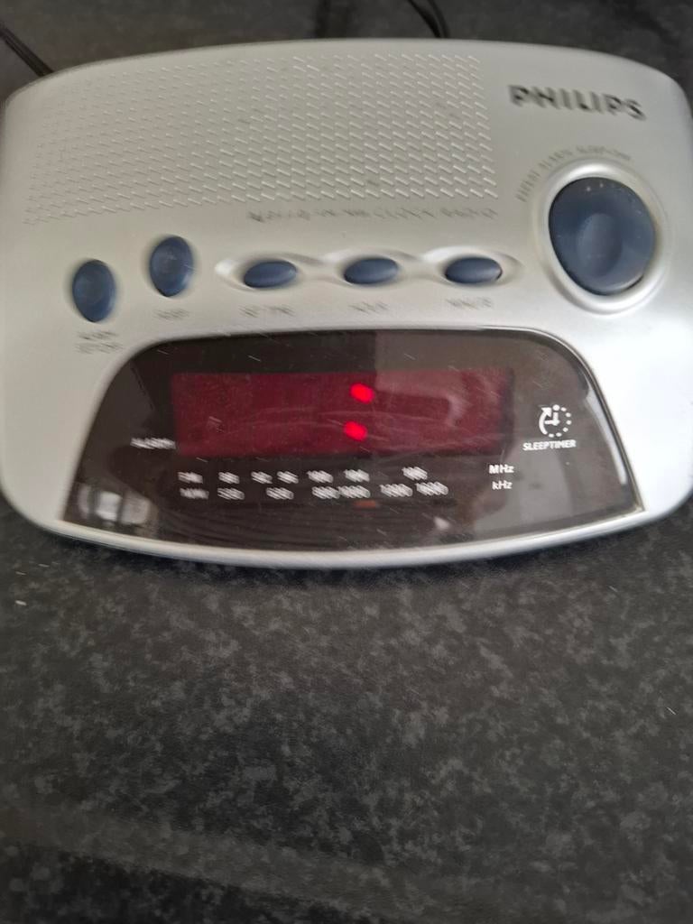 Wekker radio, Ophalen