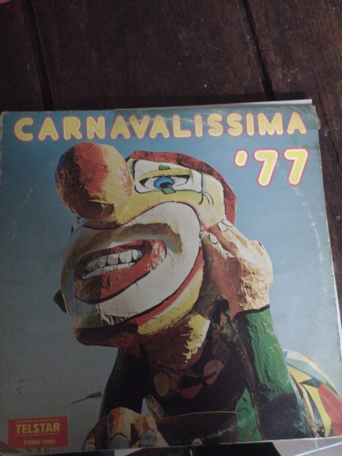 LP Carnavalissima '77 - Vastelaovend in België, LP, Gebruikt, Overige genres, Ophalen of Verzenden