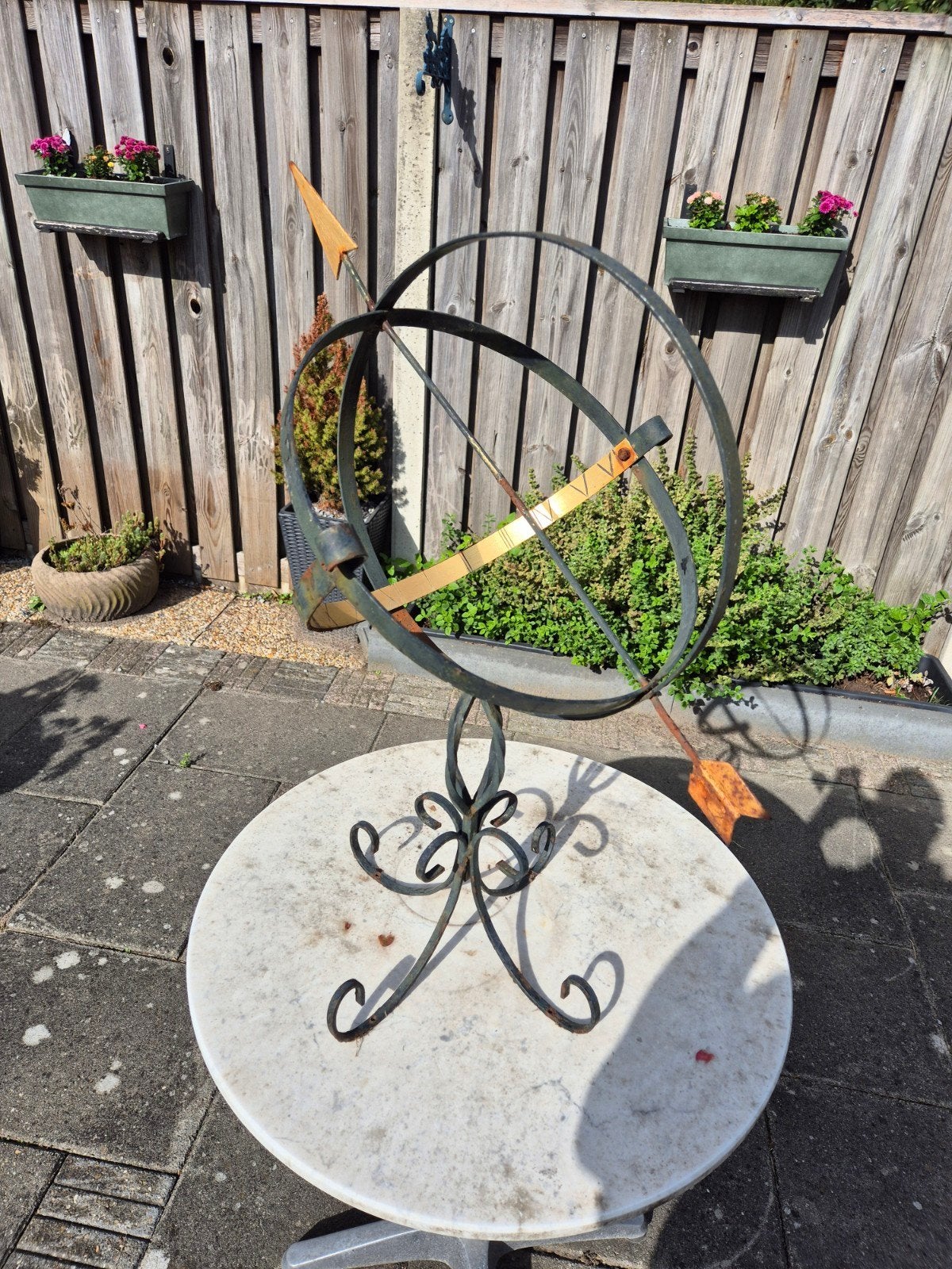Decoratieve metalen zonnewijzer voor tuin of terras, Tuin en Terras, Ophalen, Gebruikt, Metaal, Overige typen