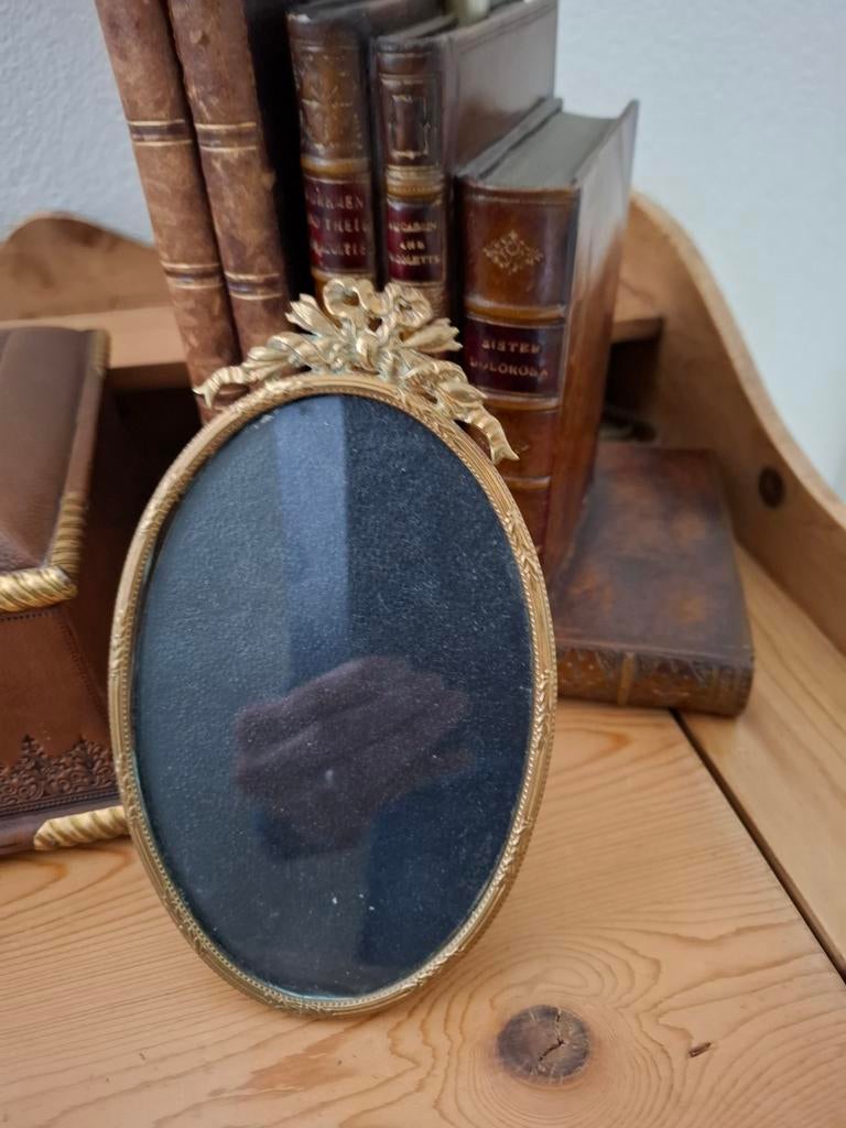 Prachtig antieke fotolijst met strik, Antiek en Kunst, Curiosa en Brocante, Ophalen of Verzenden